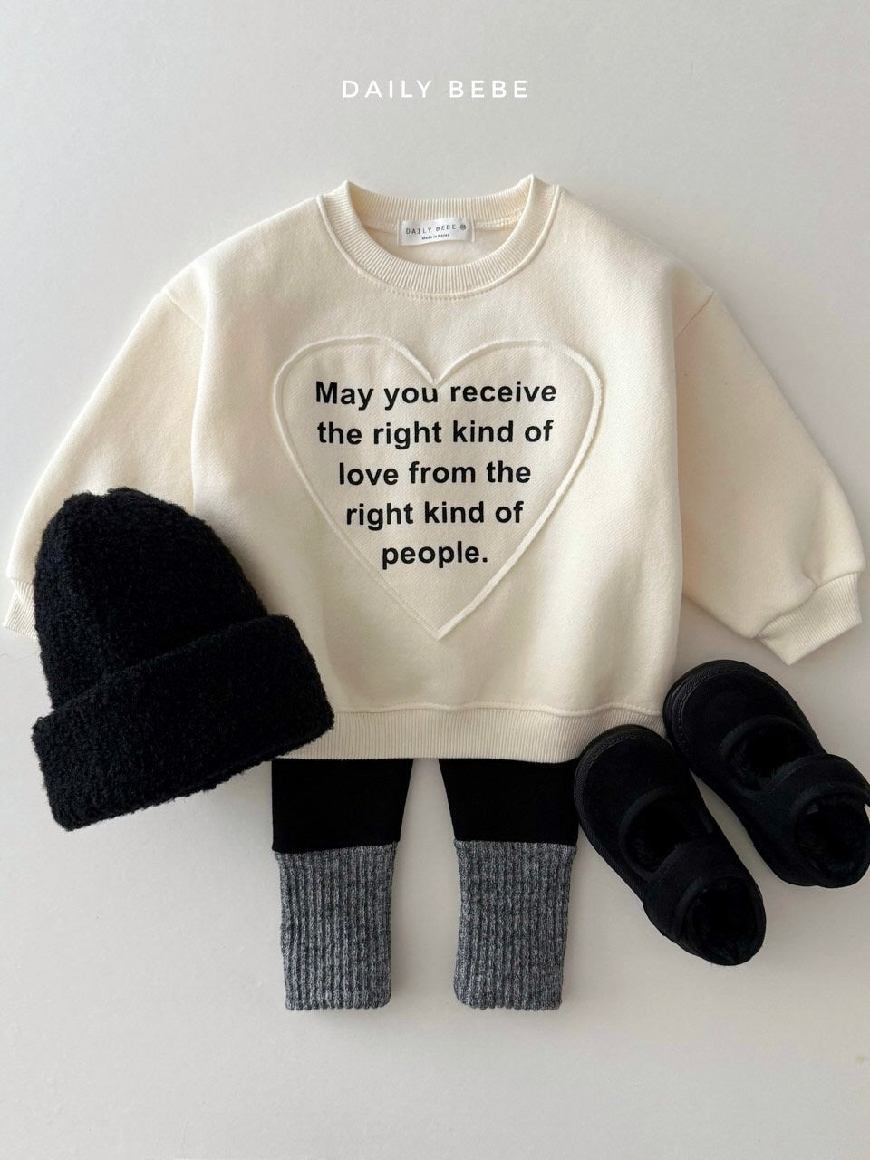 Heart patch sweatshirt