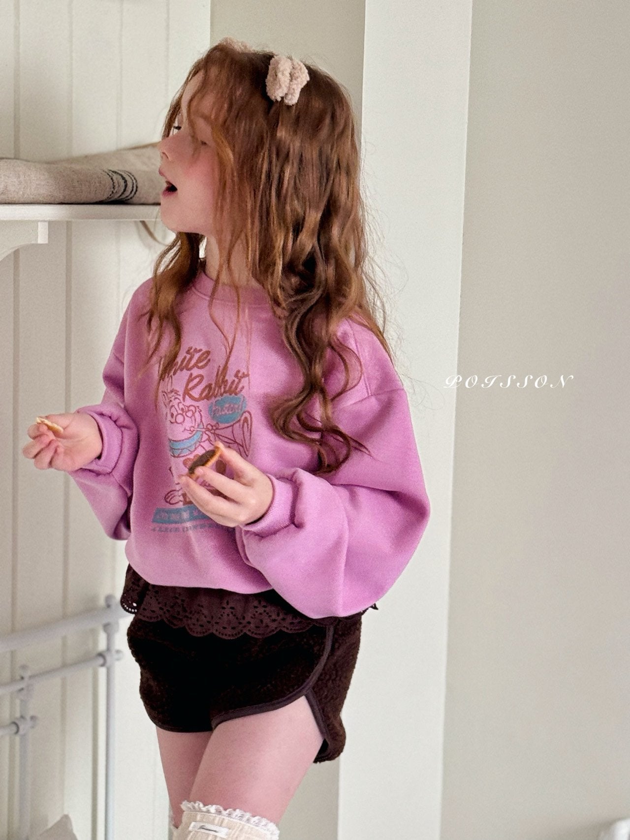 Wonderland vintage sweatshirt