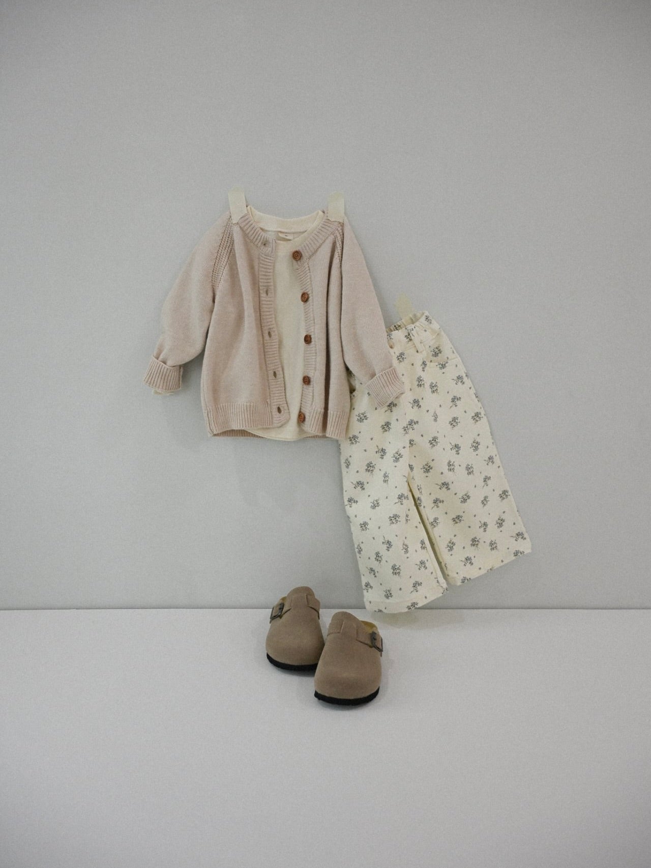 Patterned straight pants