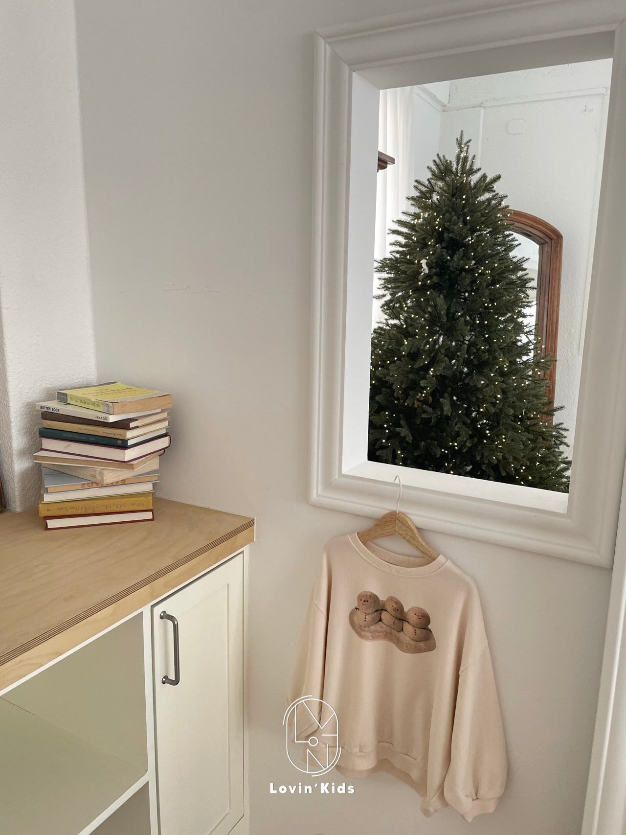 Snow friends fleece sweatshirt