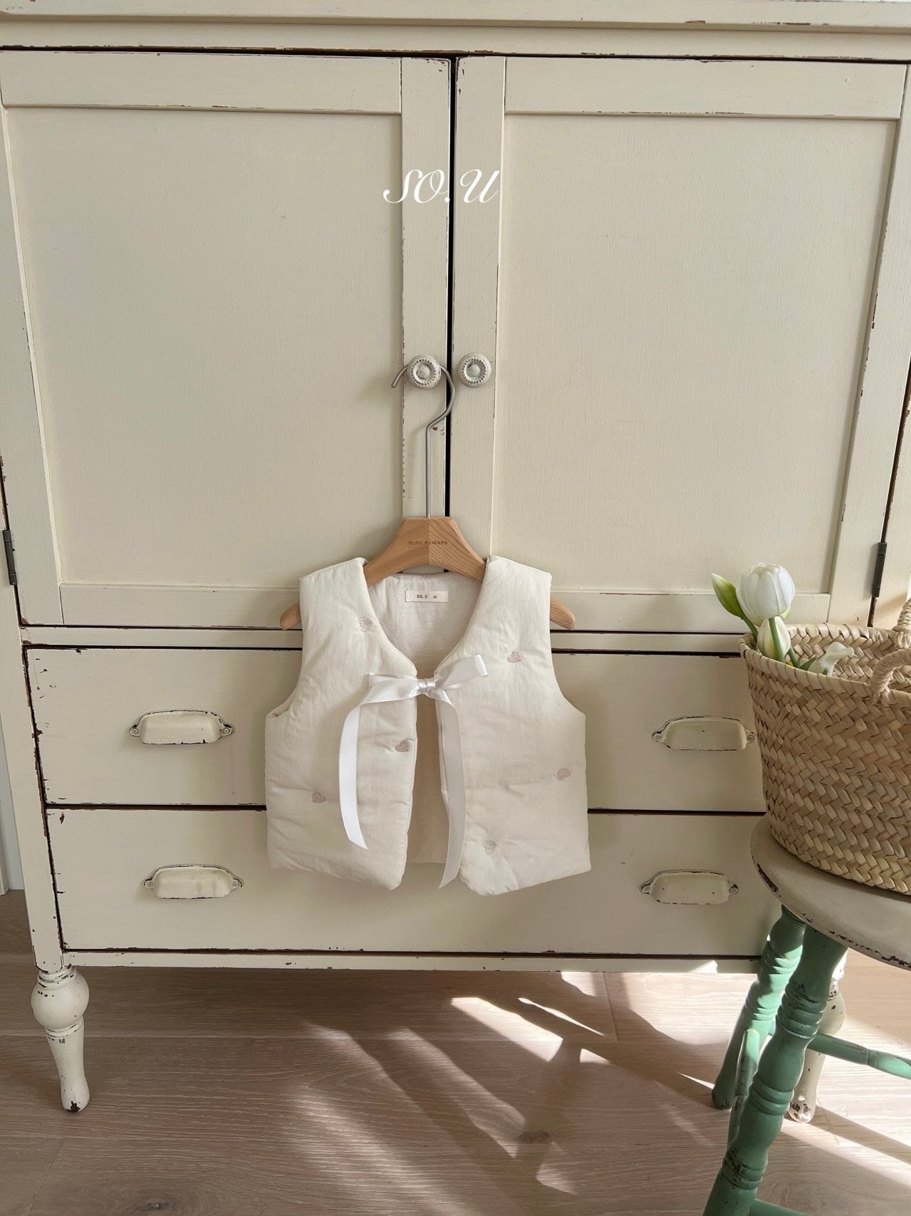 Heart embroidery padding vest