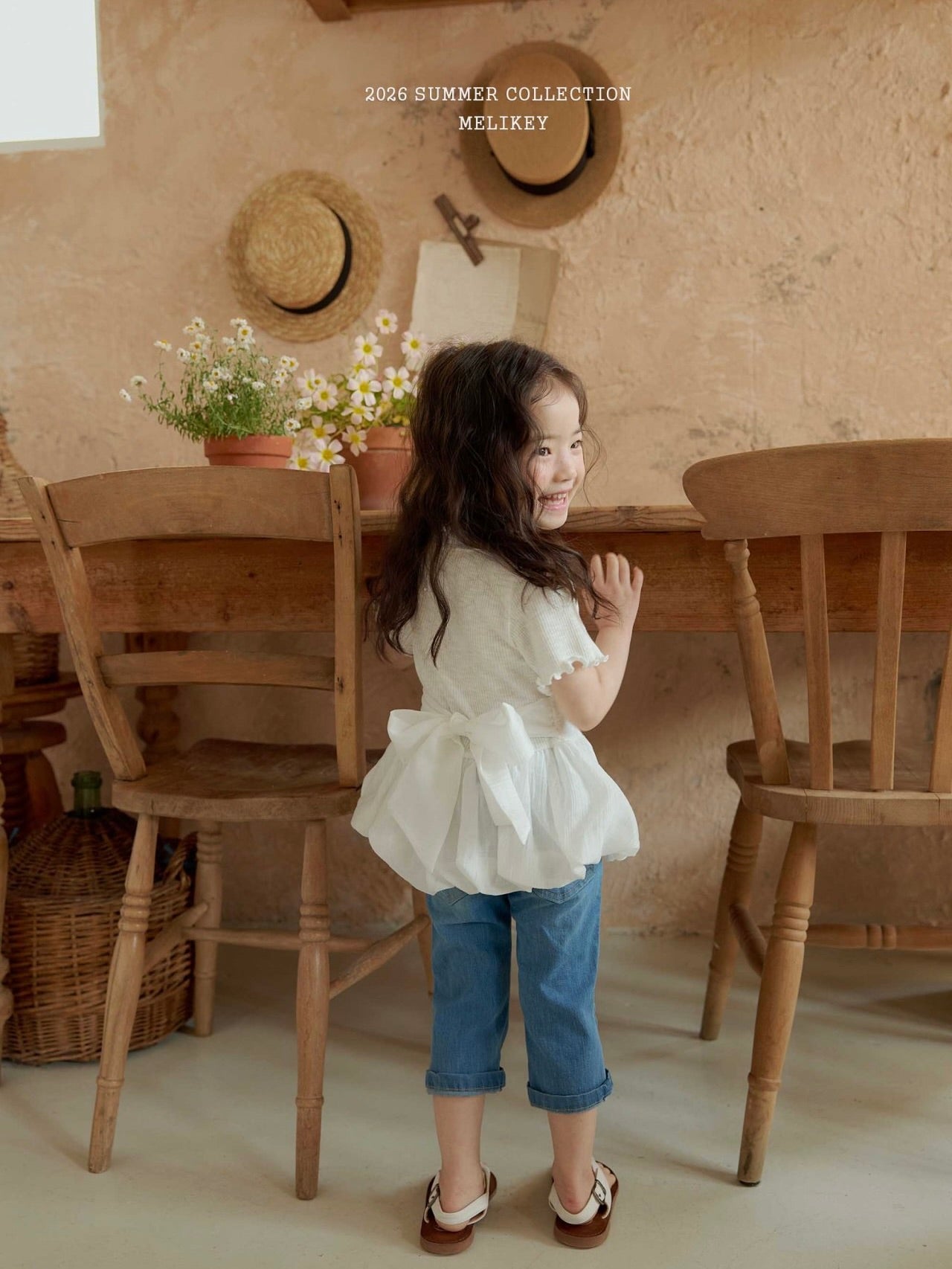 Bouncy ribbon T shirt