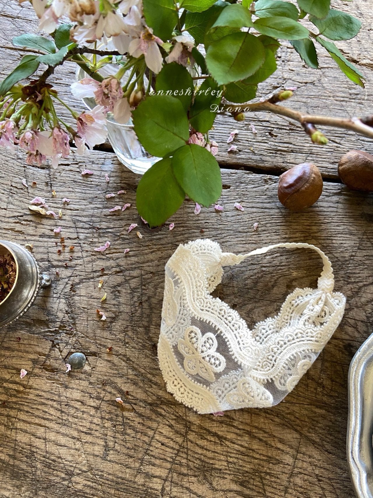 Lace hairband