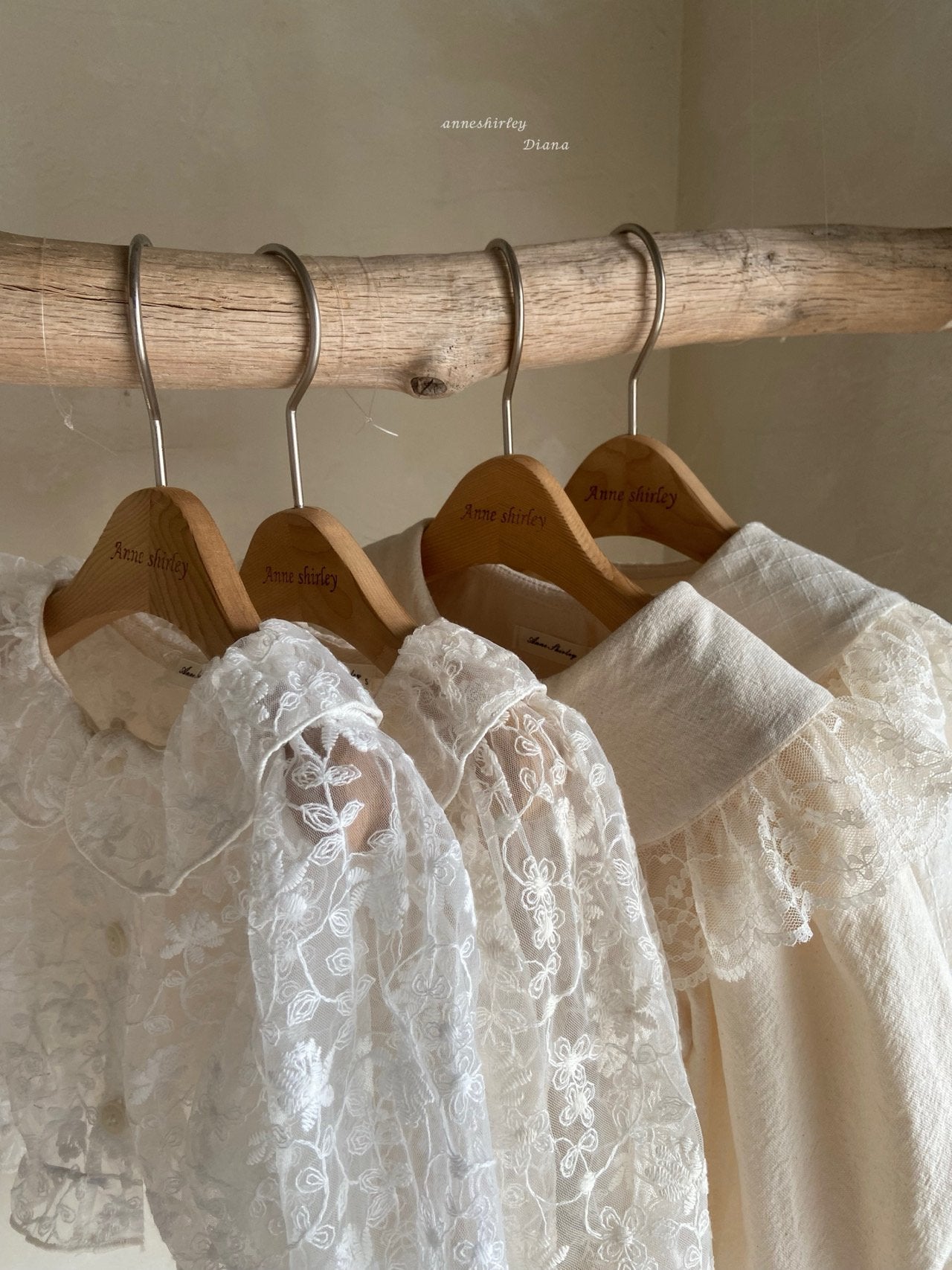 Lace collar cardigan