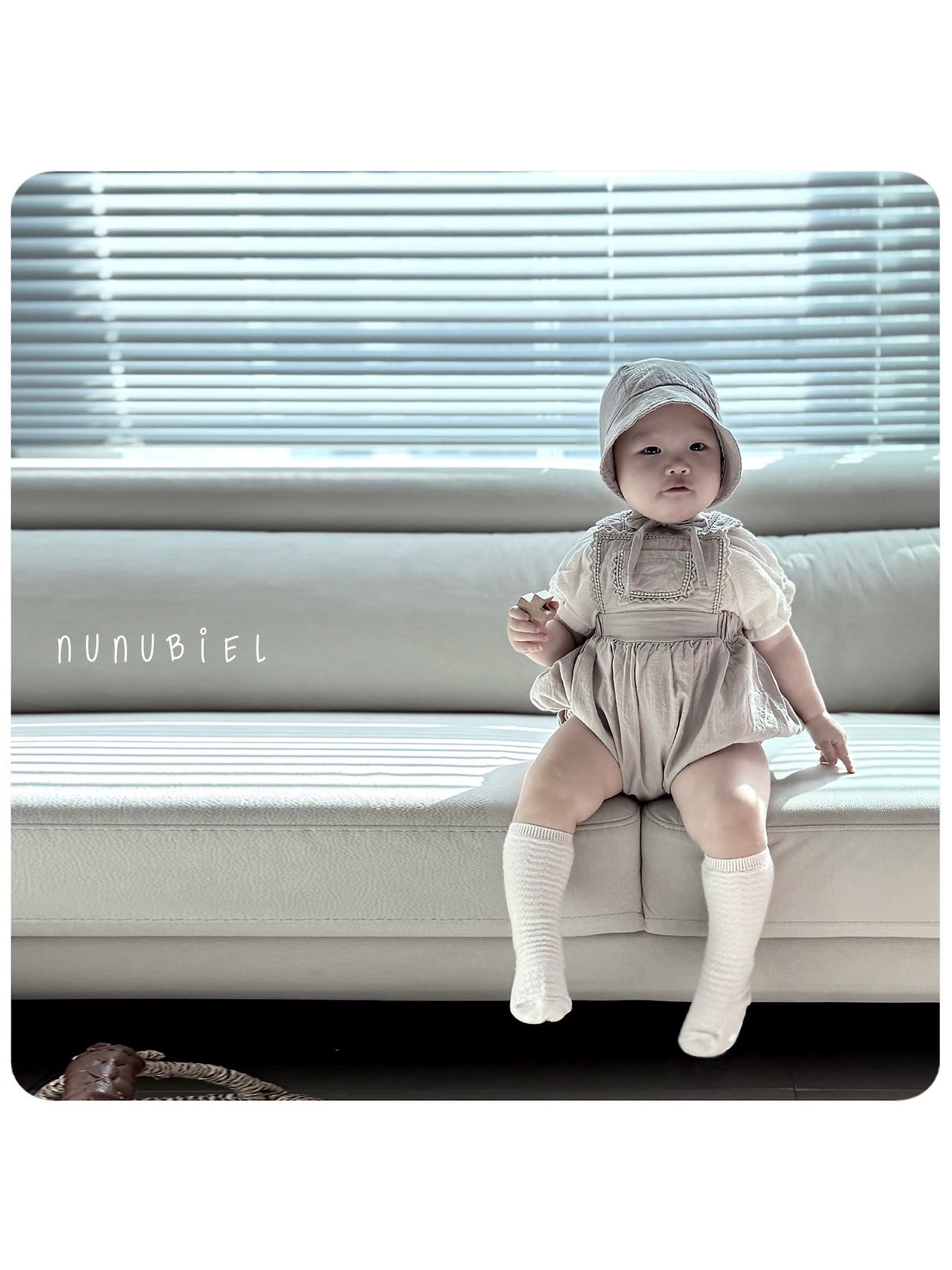 Milga rompers & bonnet