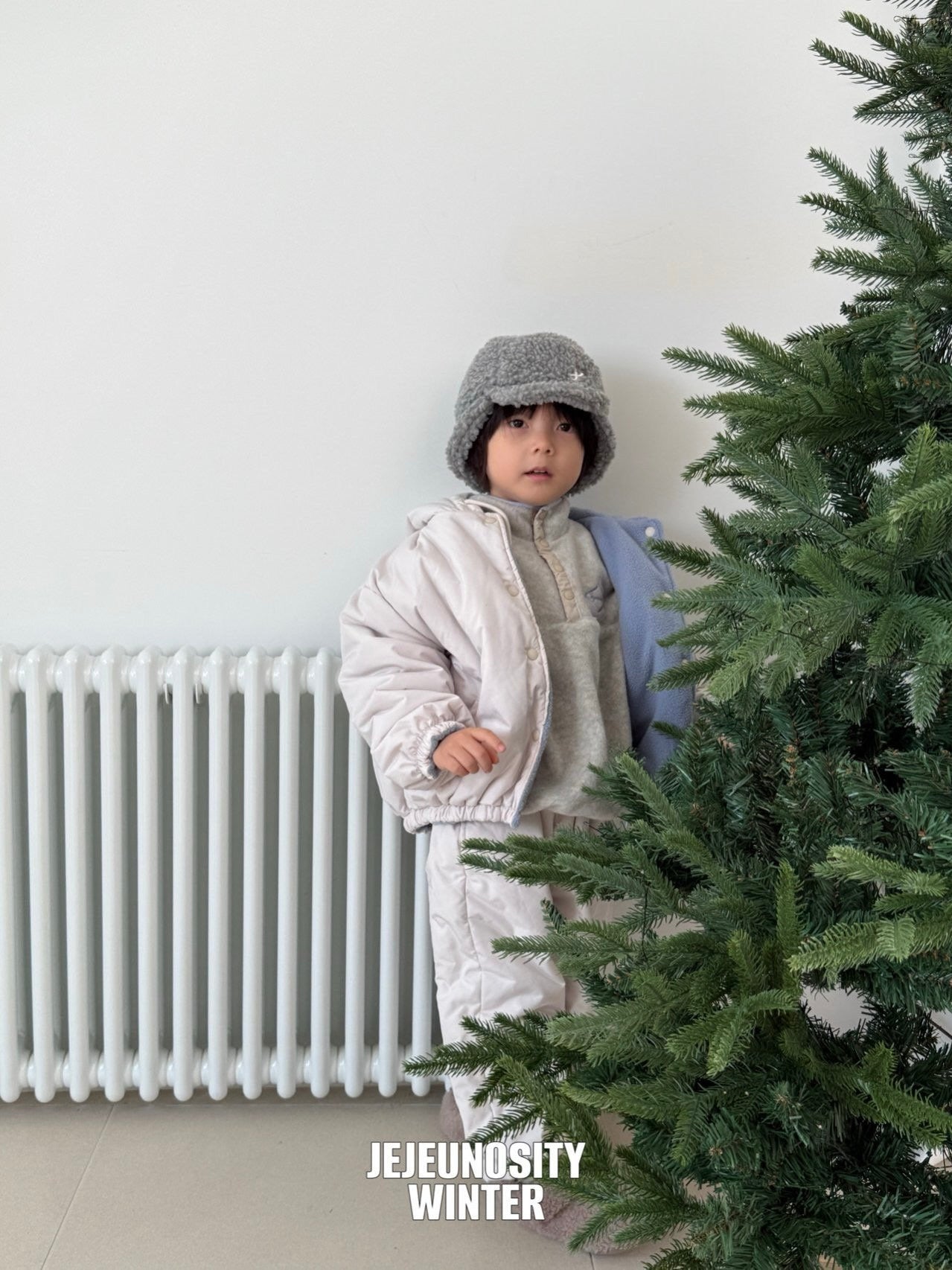 Ive reversible hooded jumper