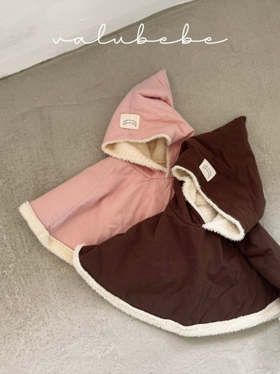 Cocoon fluffy hooded cape (baby)