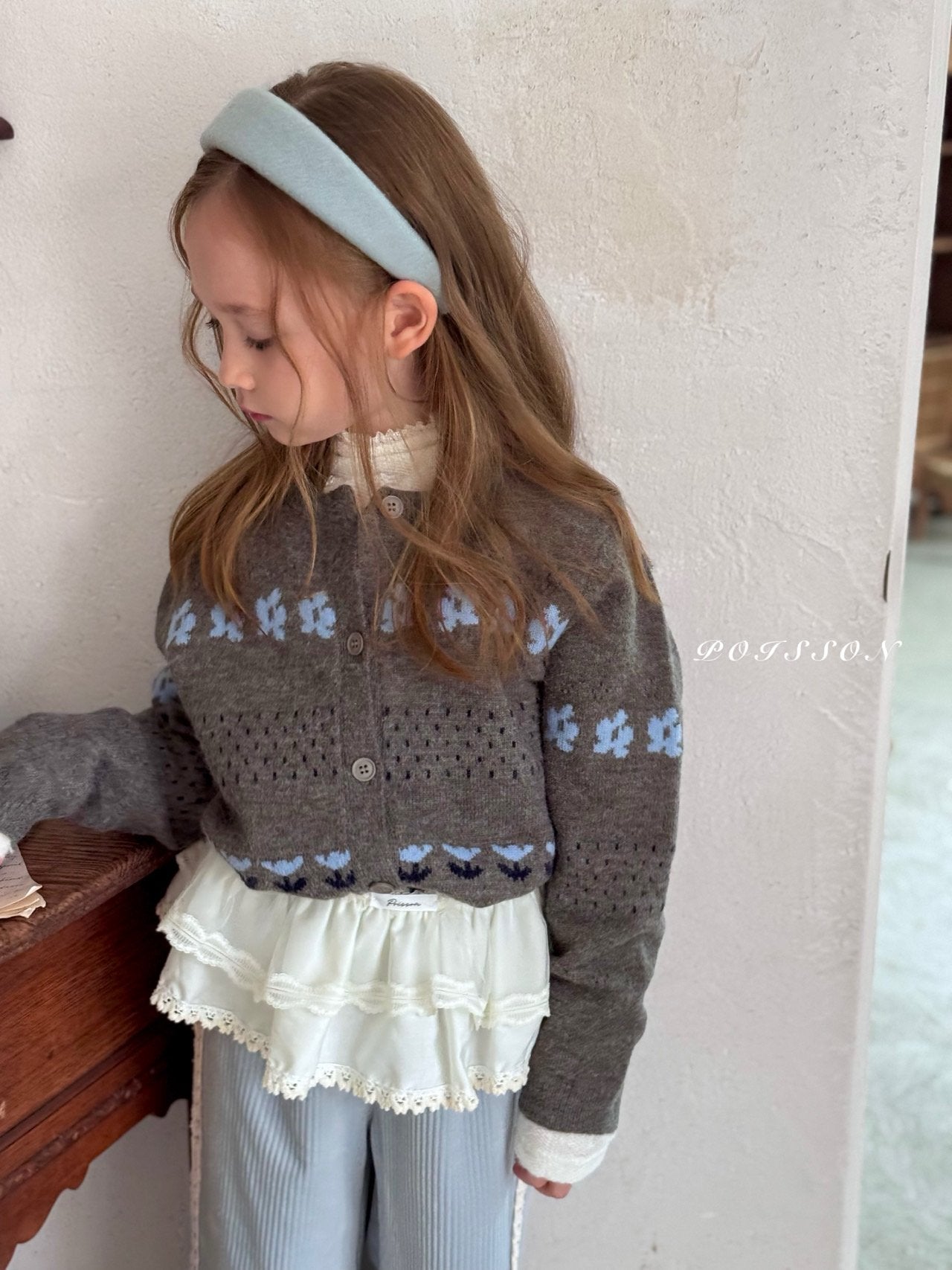 Winter lace half neck T