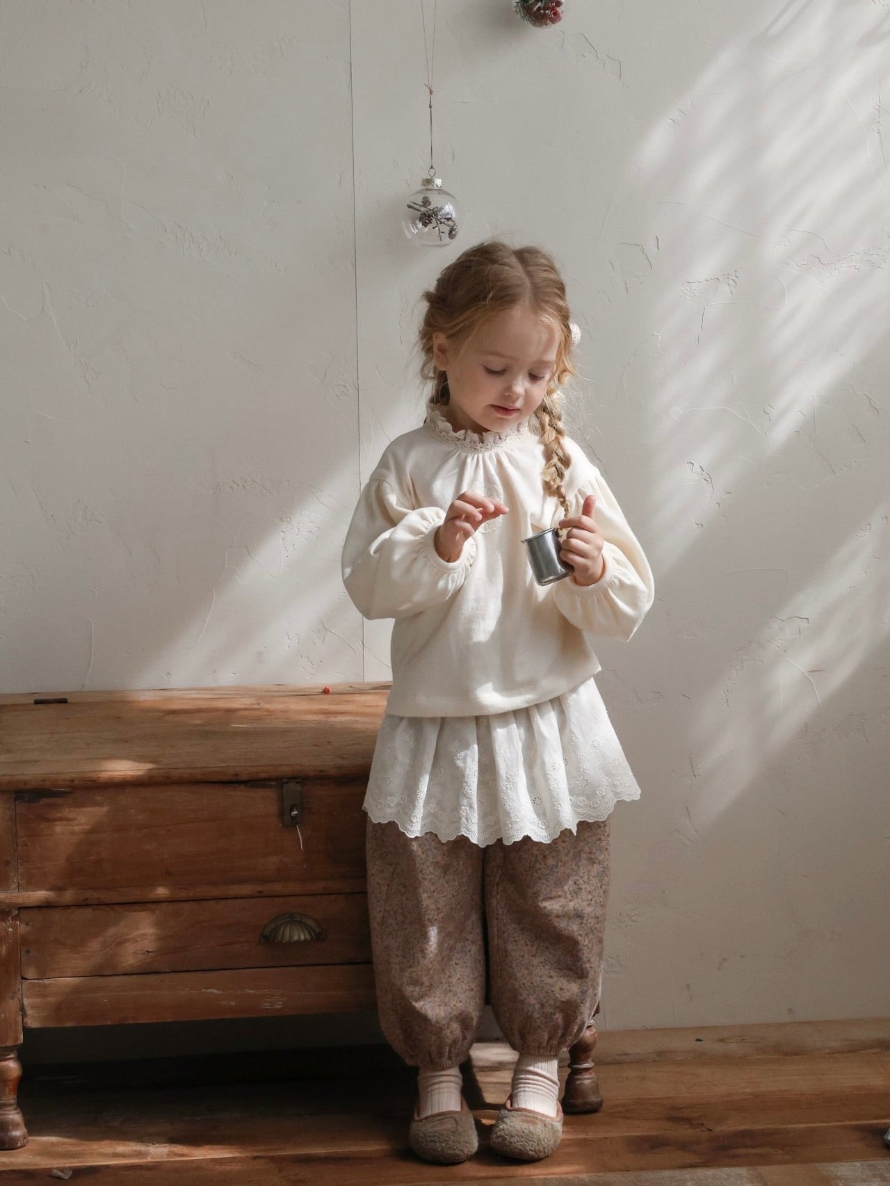 Dazzling frill pants