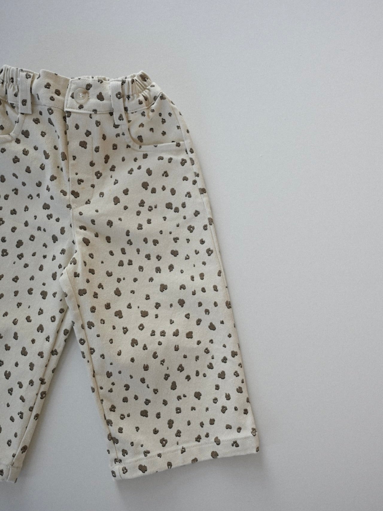 Patterned straight pants