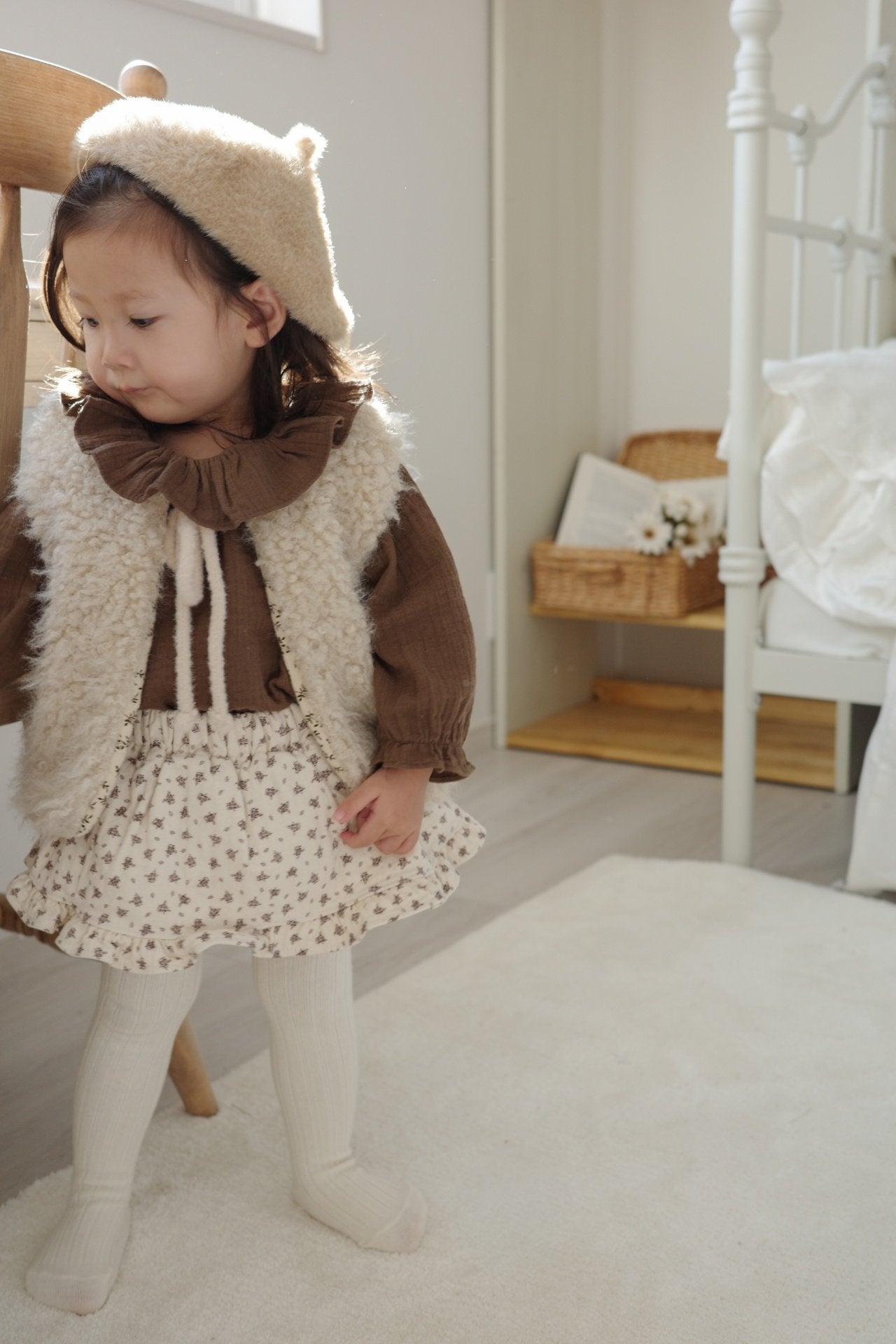 Fur ribbon vest