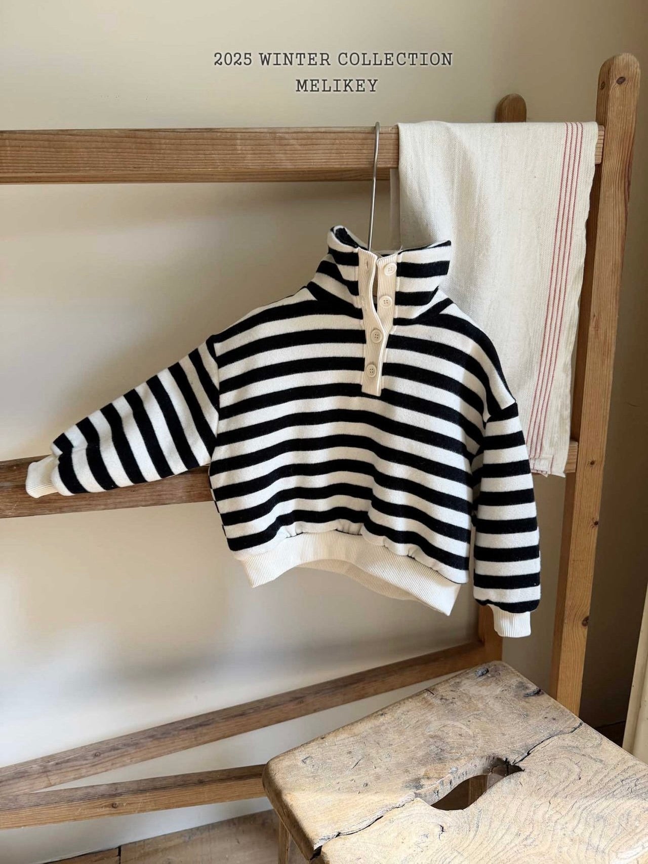 High neck short sleeve MTM