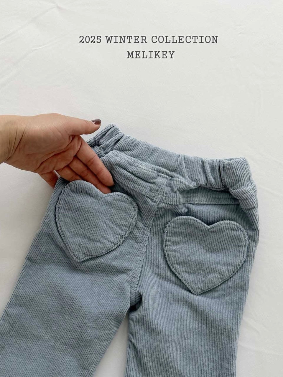 Marshmallow bootcut pants