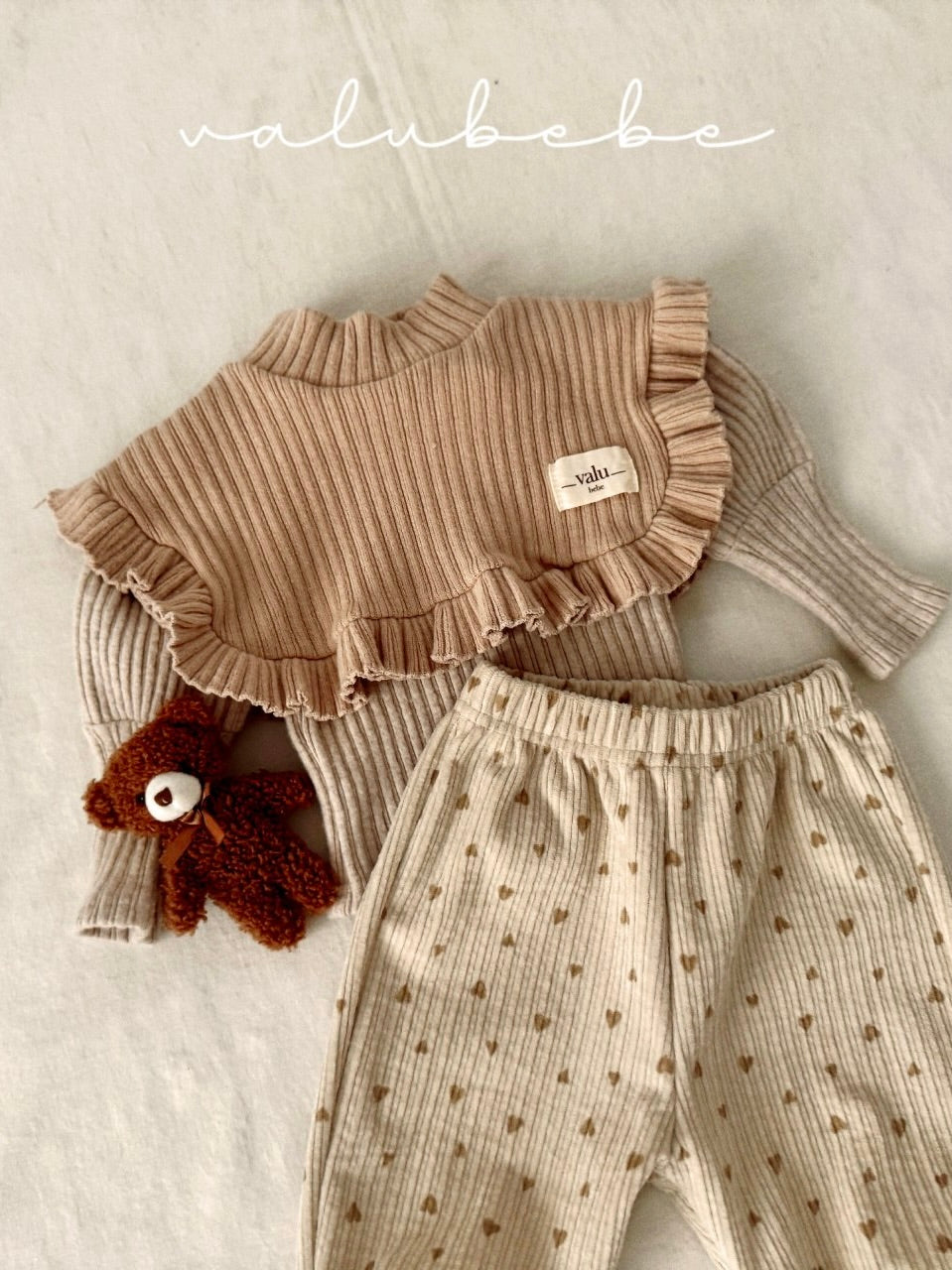 Bella half neck cape (baby)