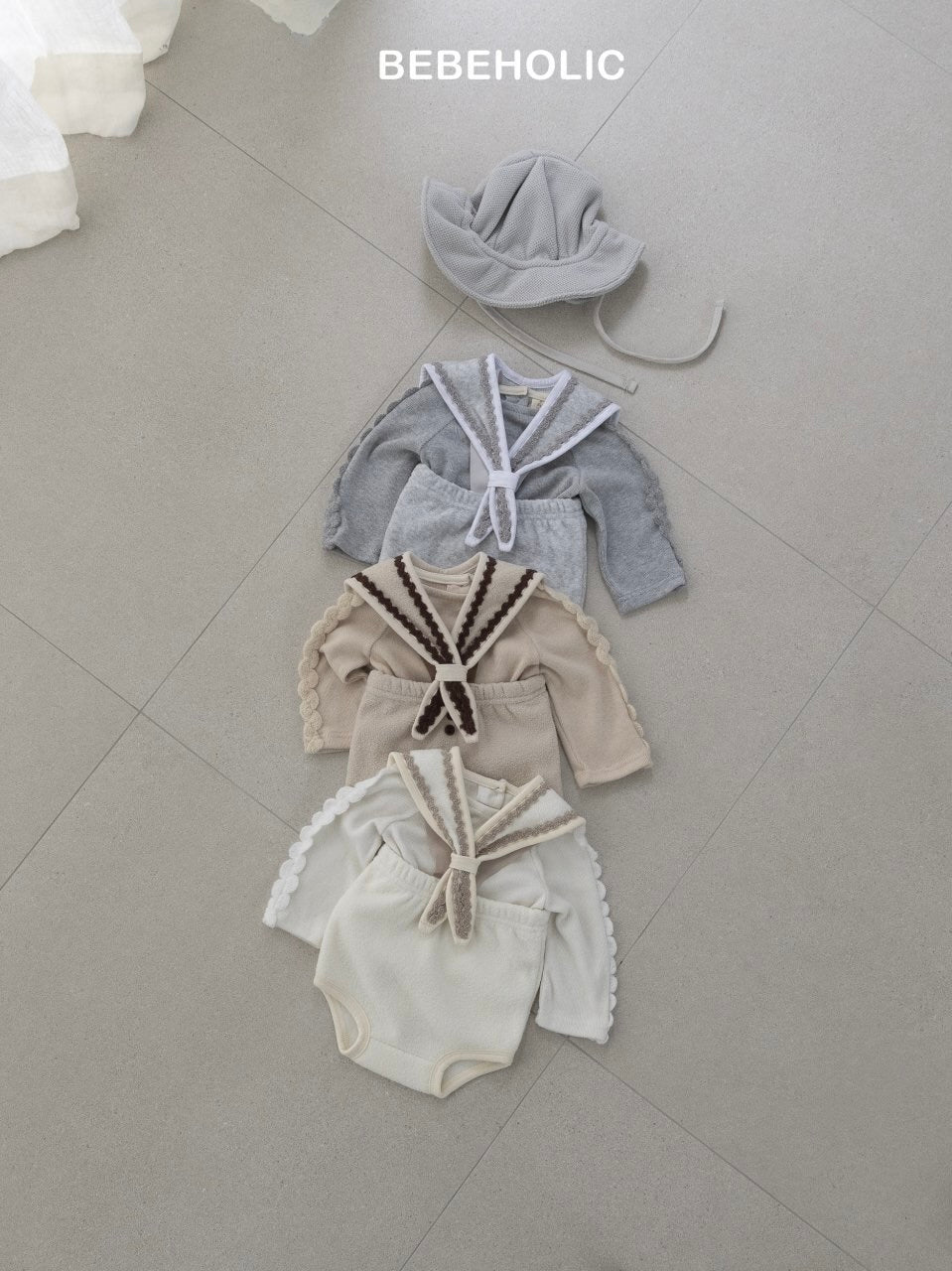 Scarf + terry bloomer set