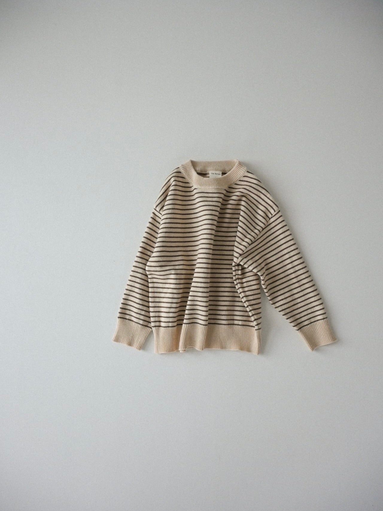 Round stripe knit