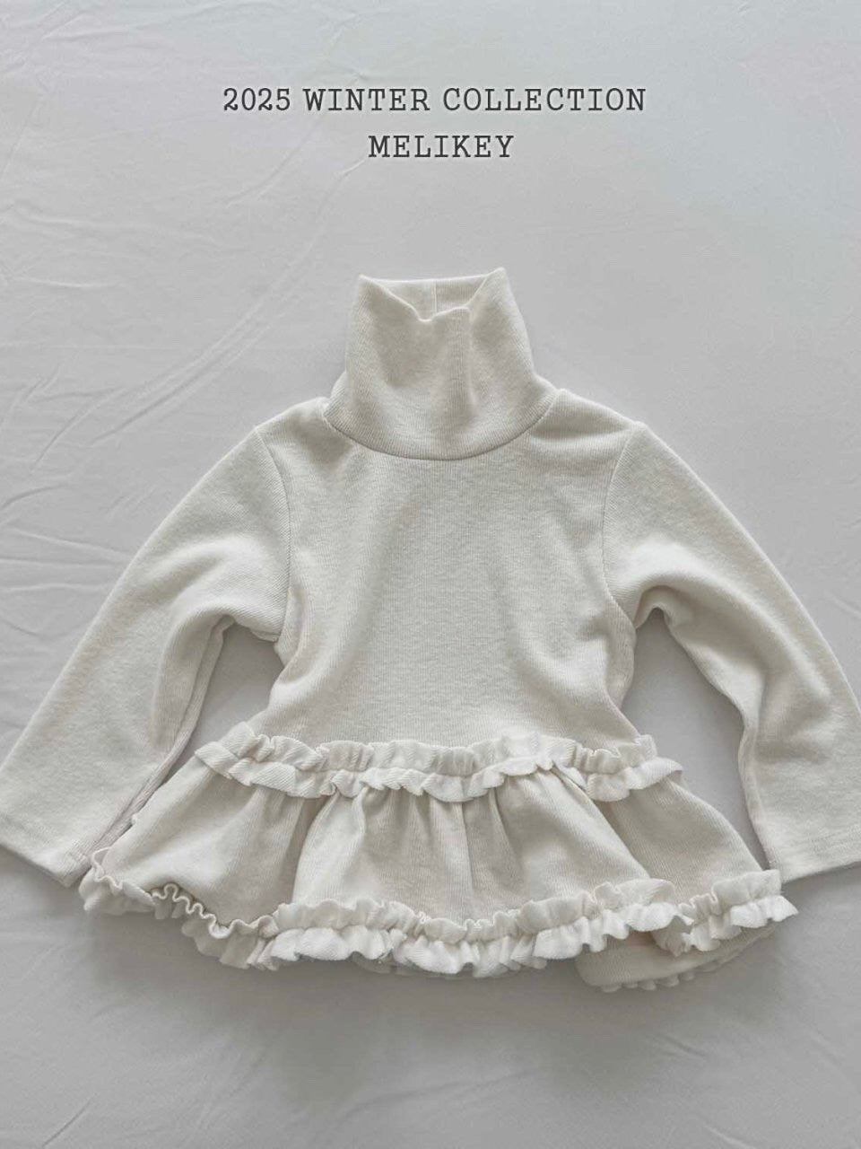 Tutu frill turtle neck T