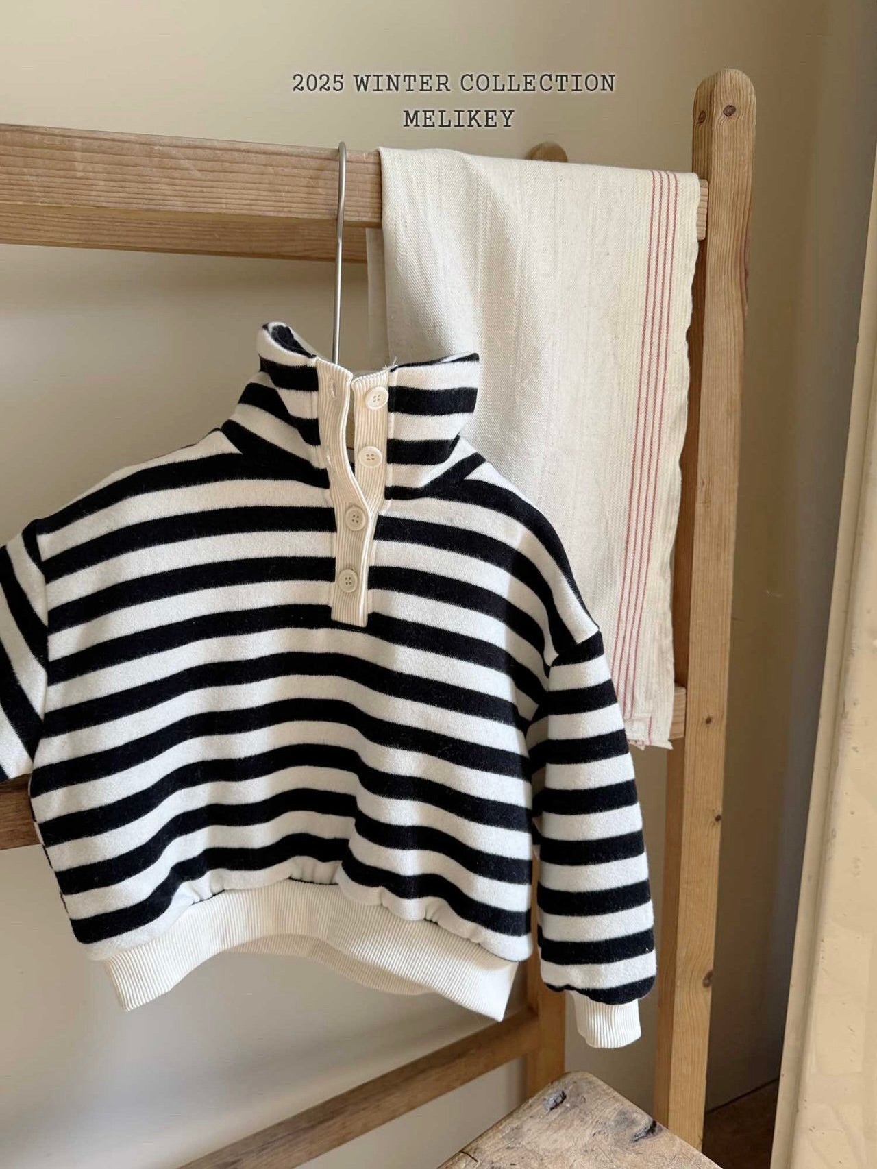 High neck short sleeve MTM