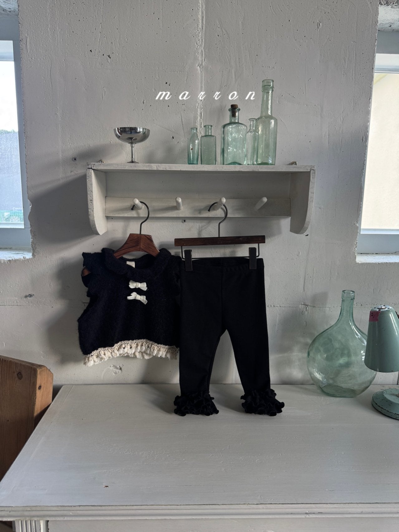 Fleece frill leggings