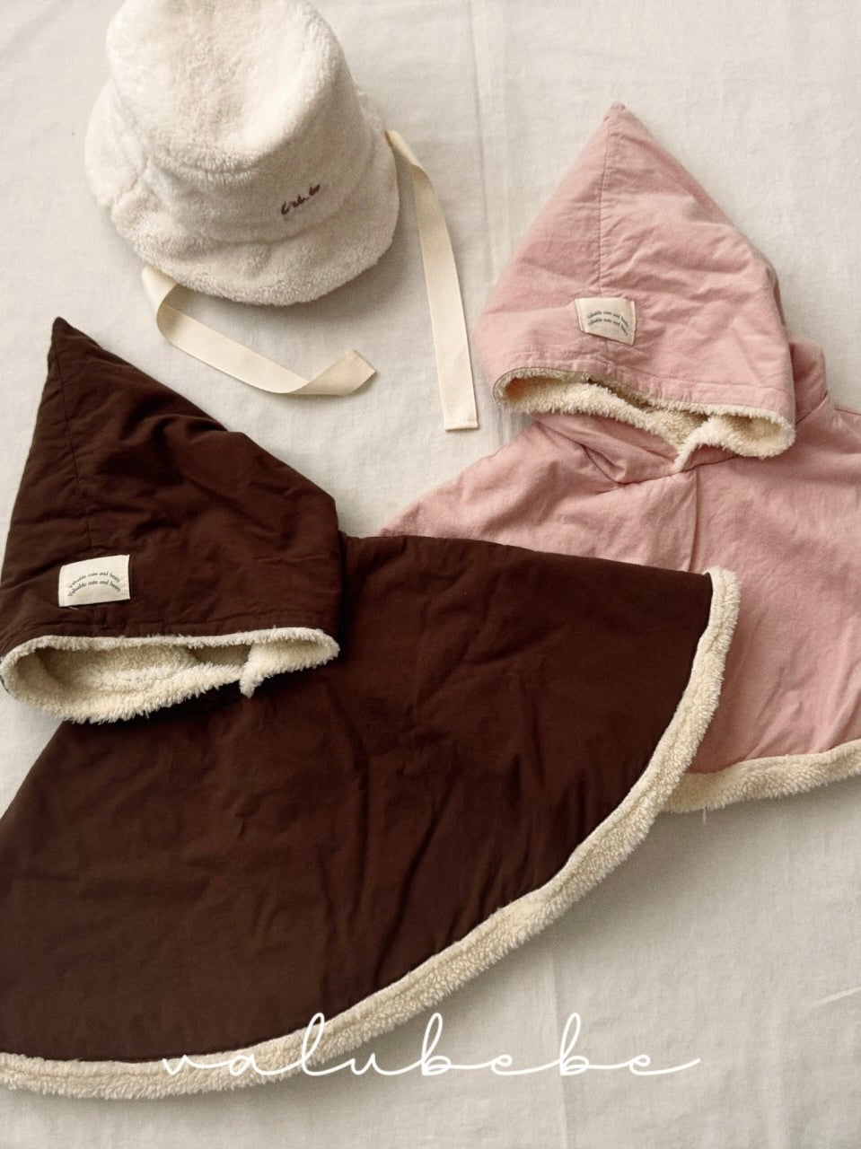 Cocoon fluffy hooded cape (baby)