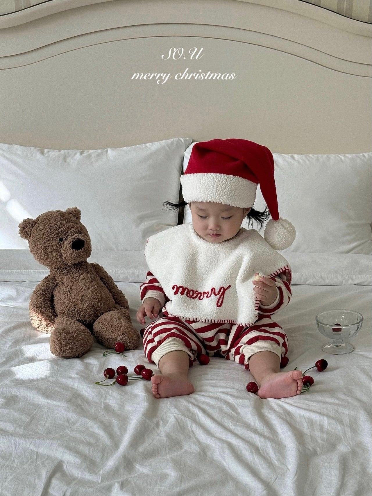 Christmas embroidered cape