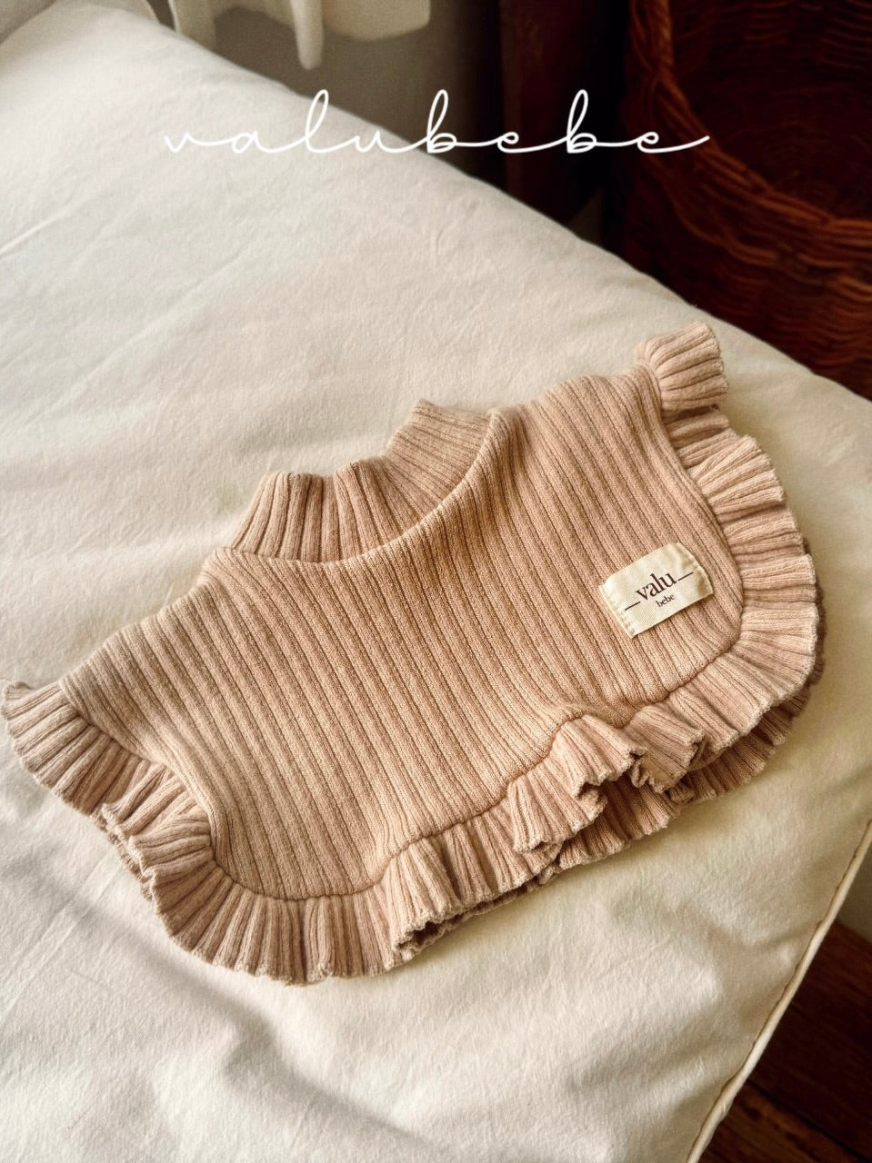Bella half neck cape (baby)