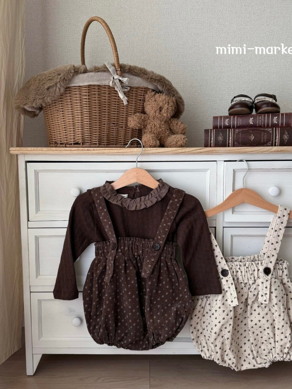 Natural suspender bloomer