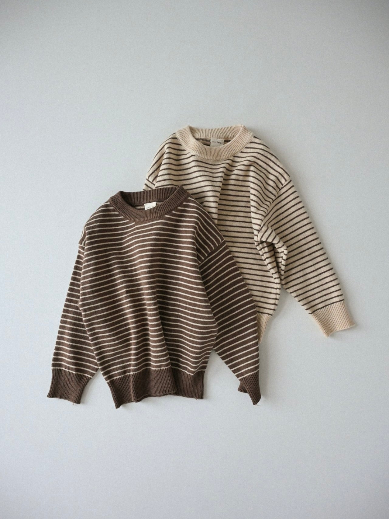 Round stripe knit
