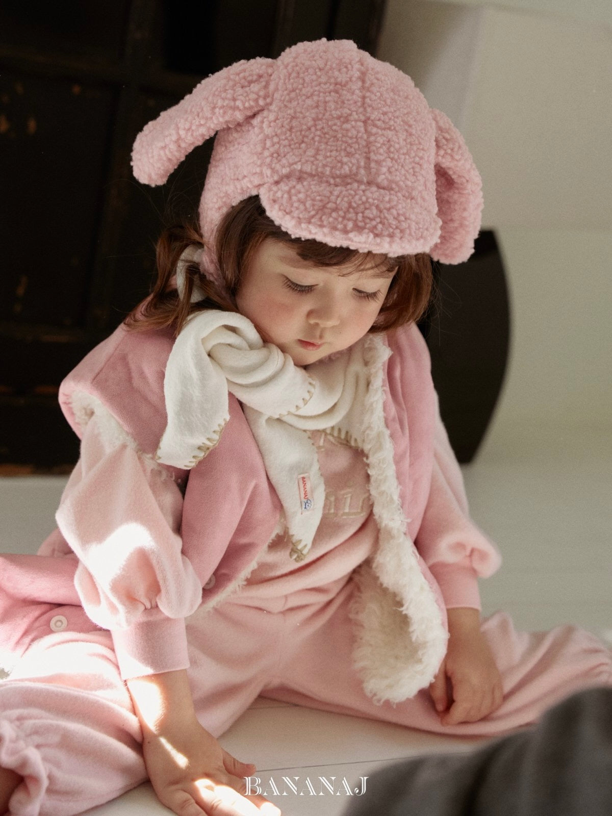 Soft reversible vest