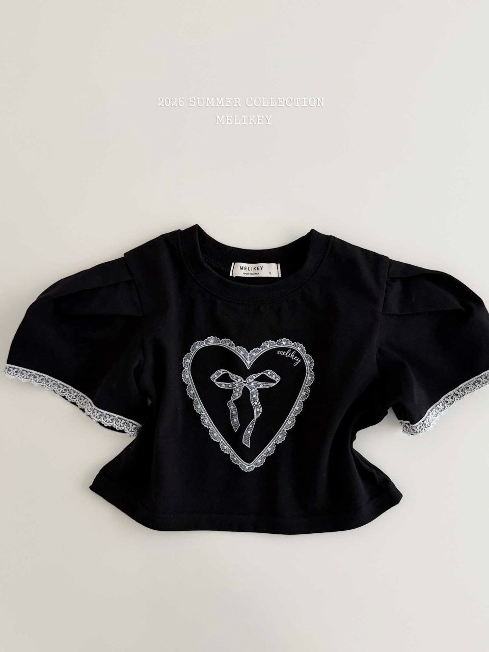Heart ribbon T shirt