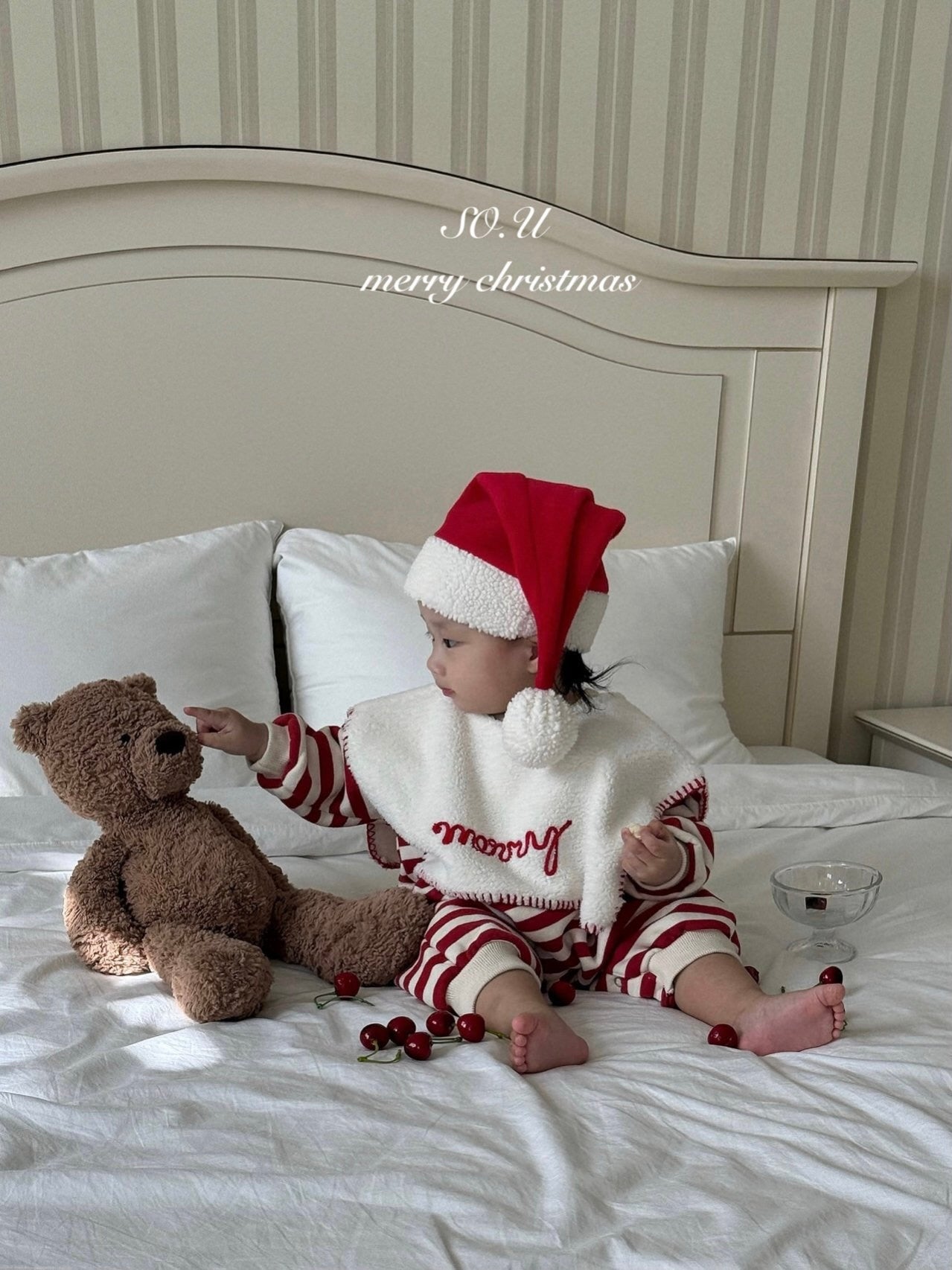 Christmas embroidered cape