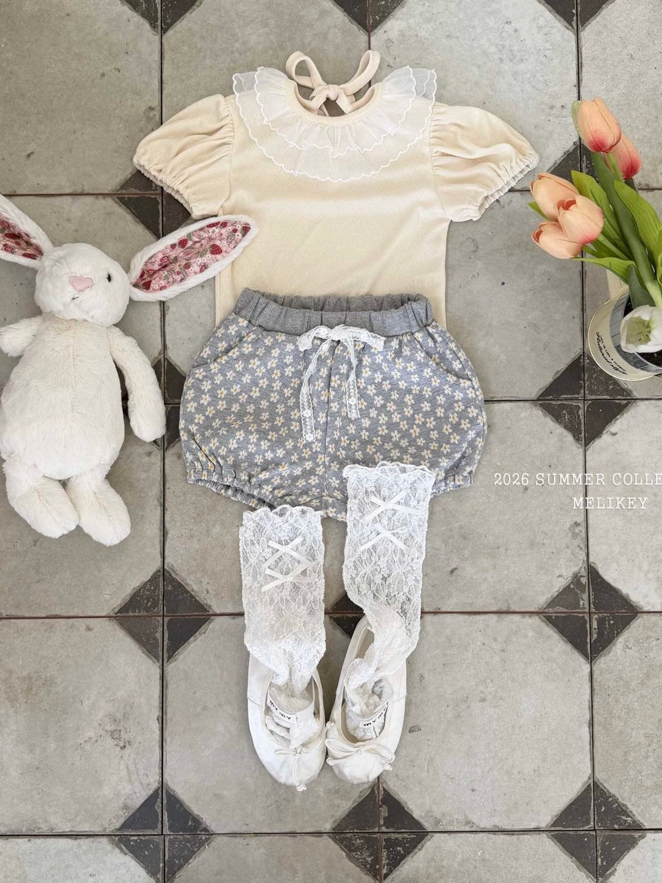 Scarlet puff T shirt