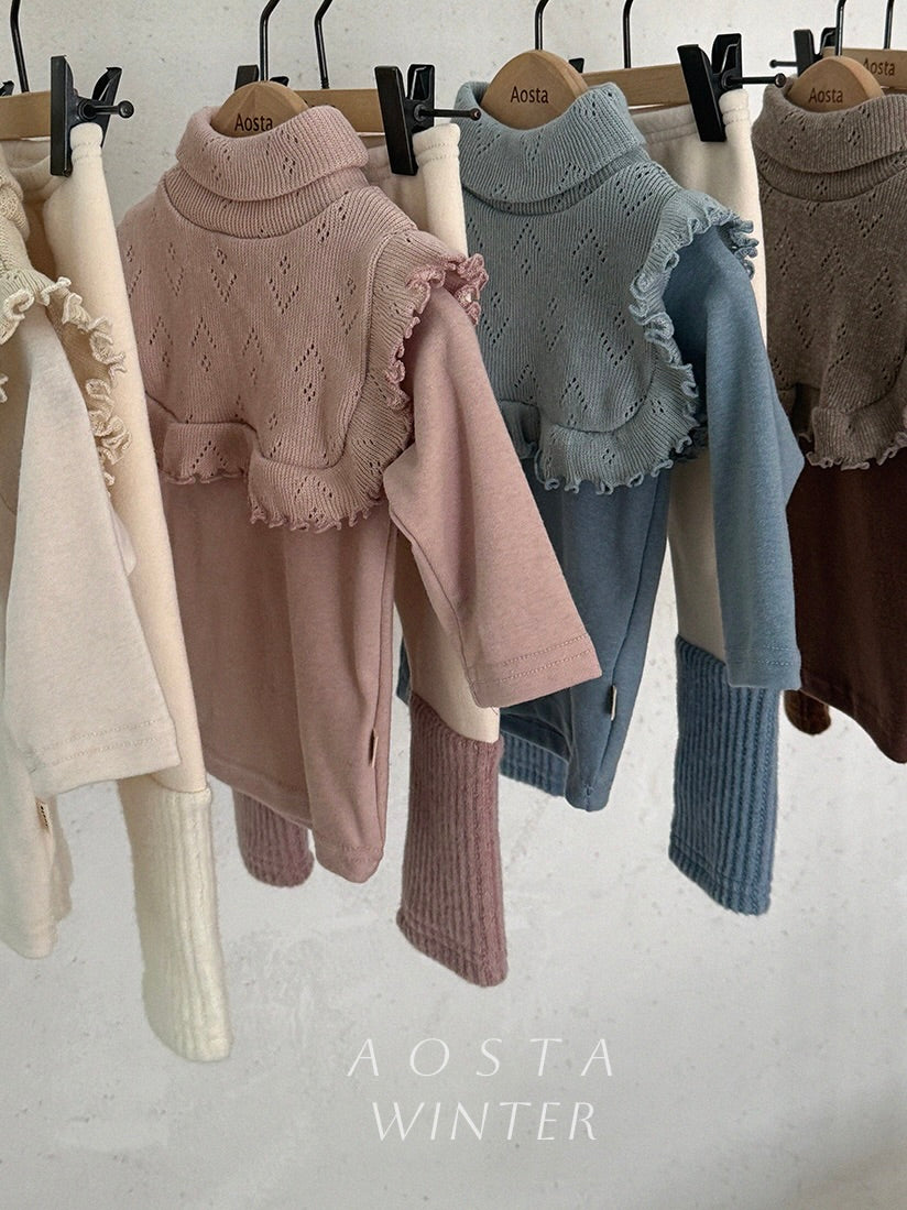 Reete frill turtleneck