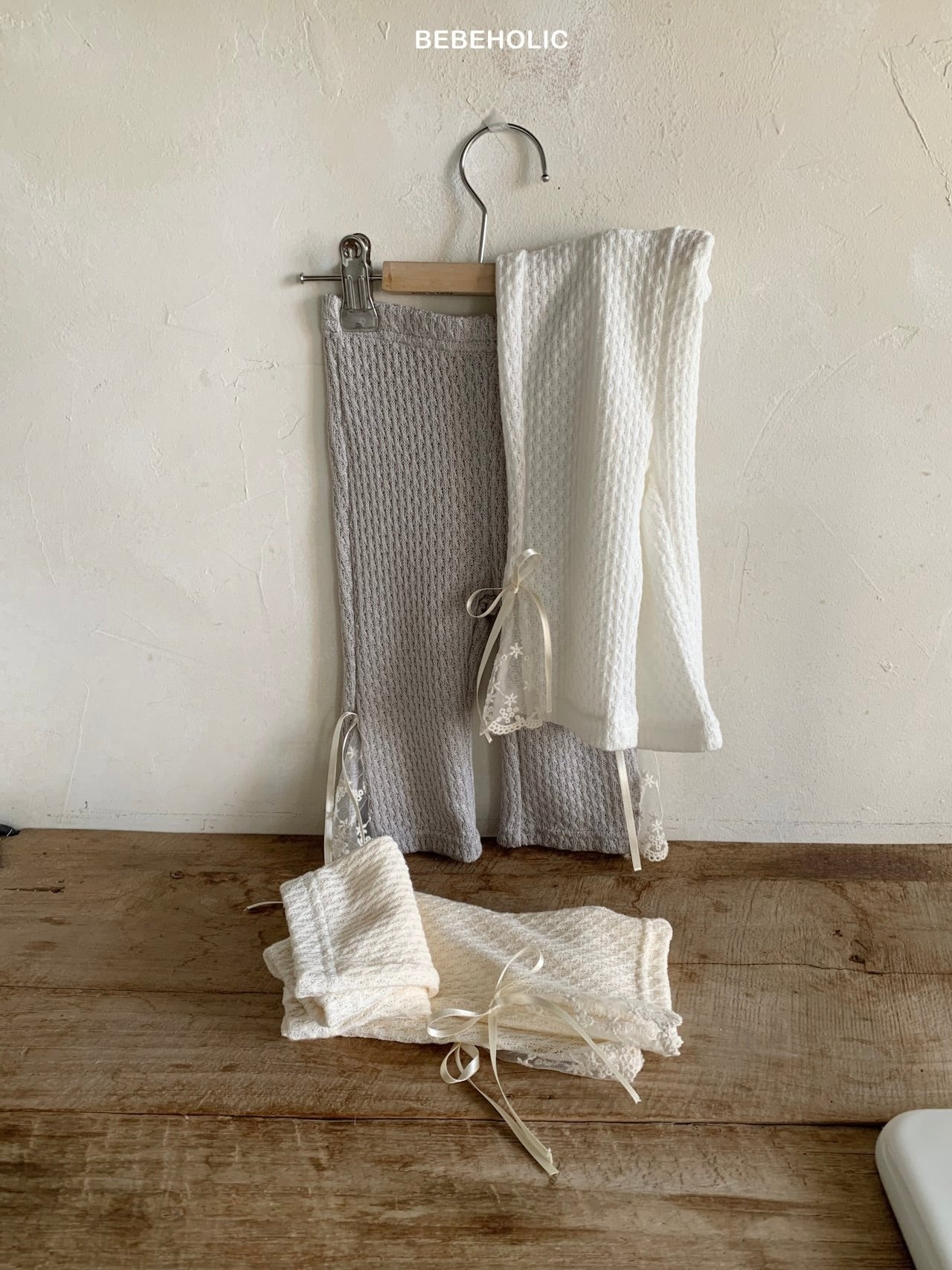 Nari lace bootcut pants
