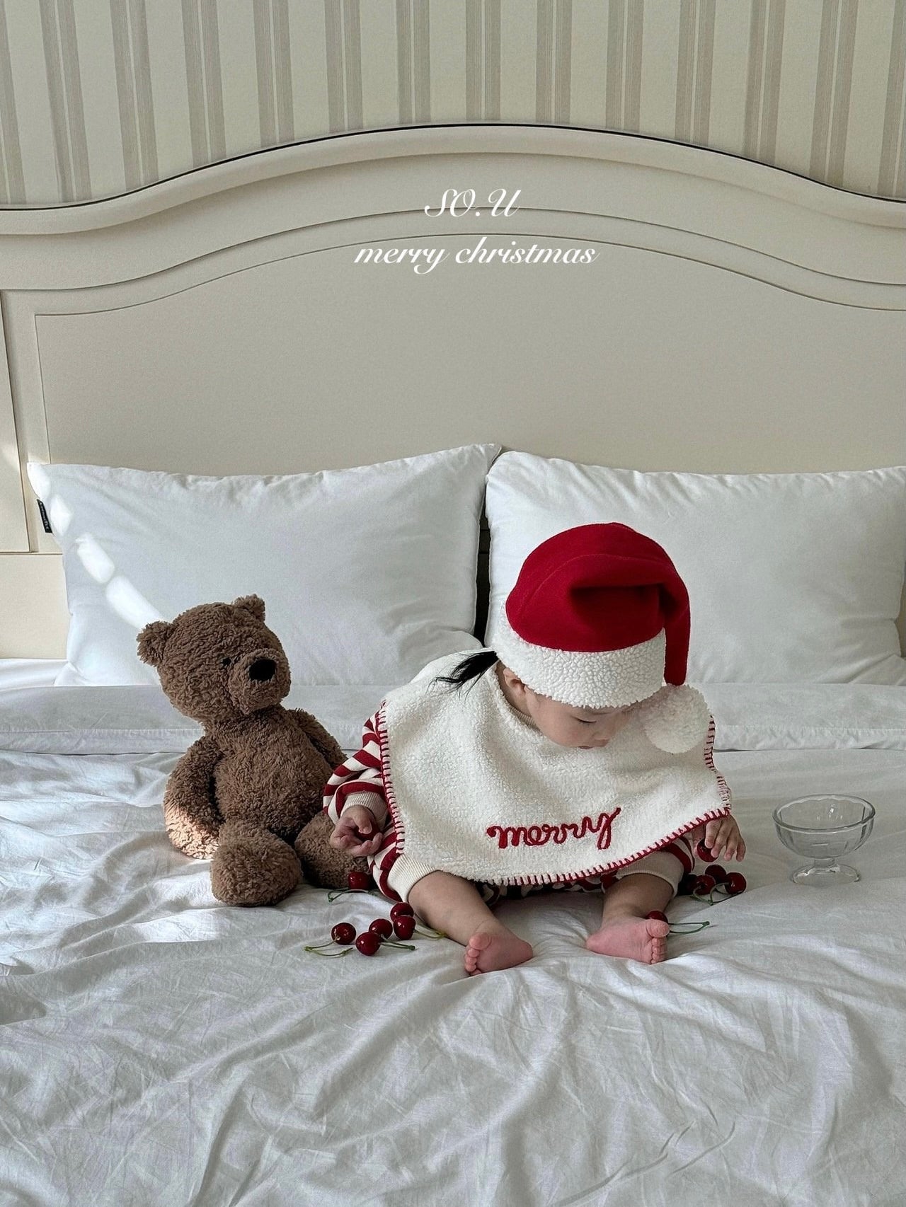 Christmas embroidered cape