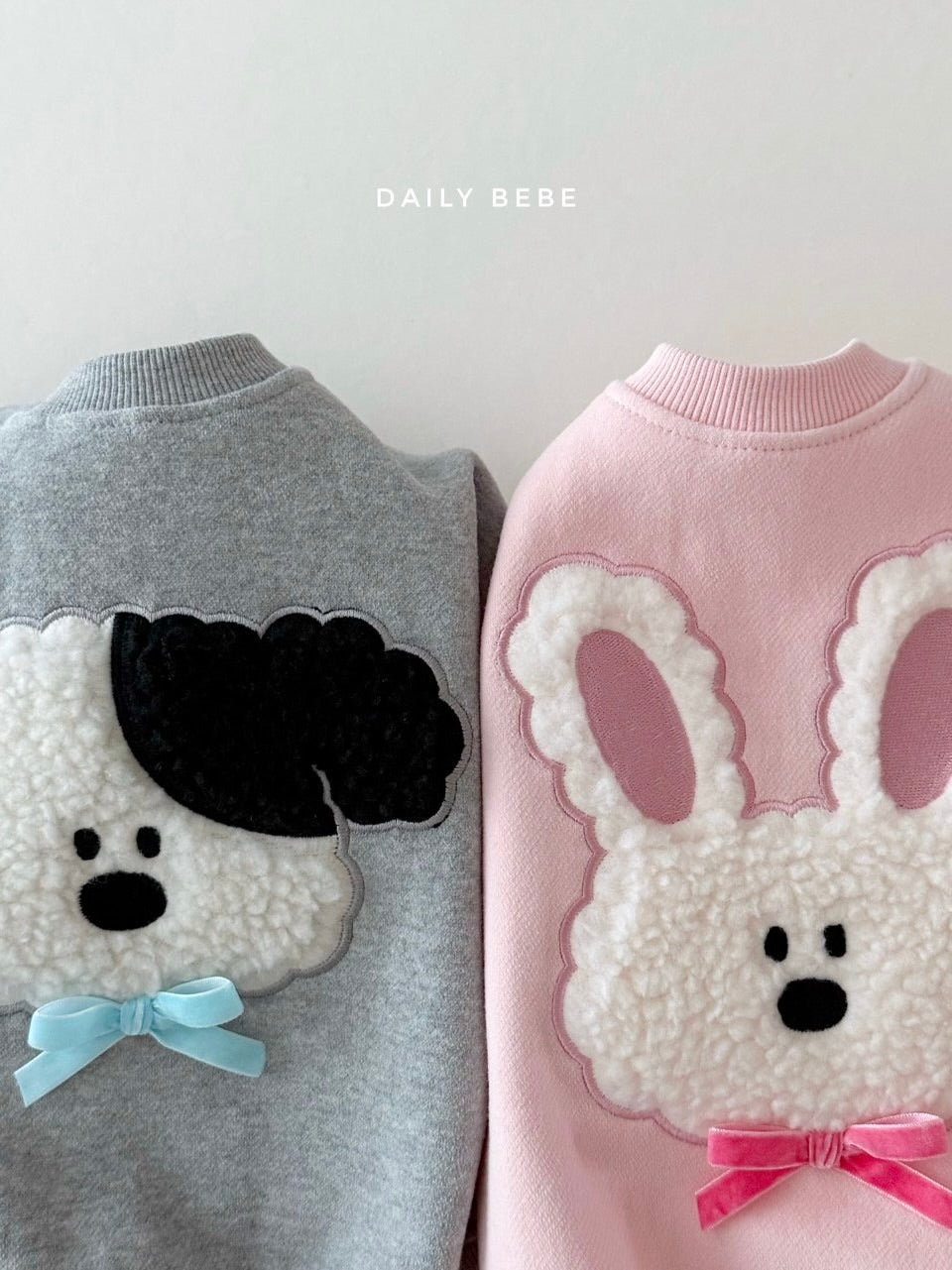 Fluffy ribbon sweatshirt