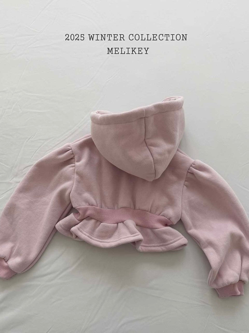 Short frill zip up hoodie