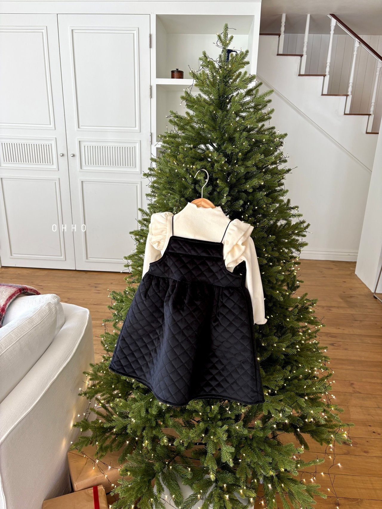 Velvet cecil strap one piece