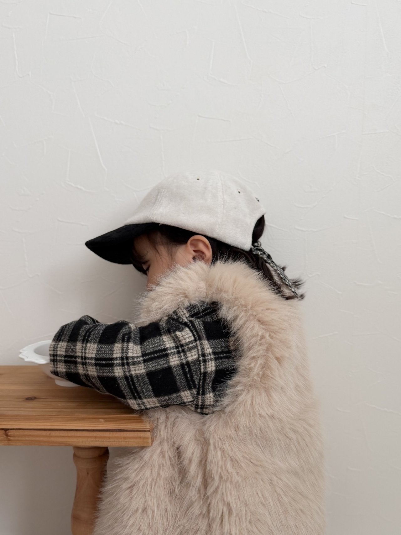 Check collar winter coat