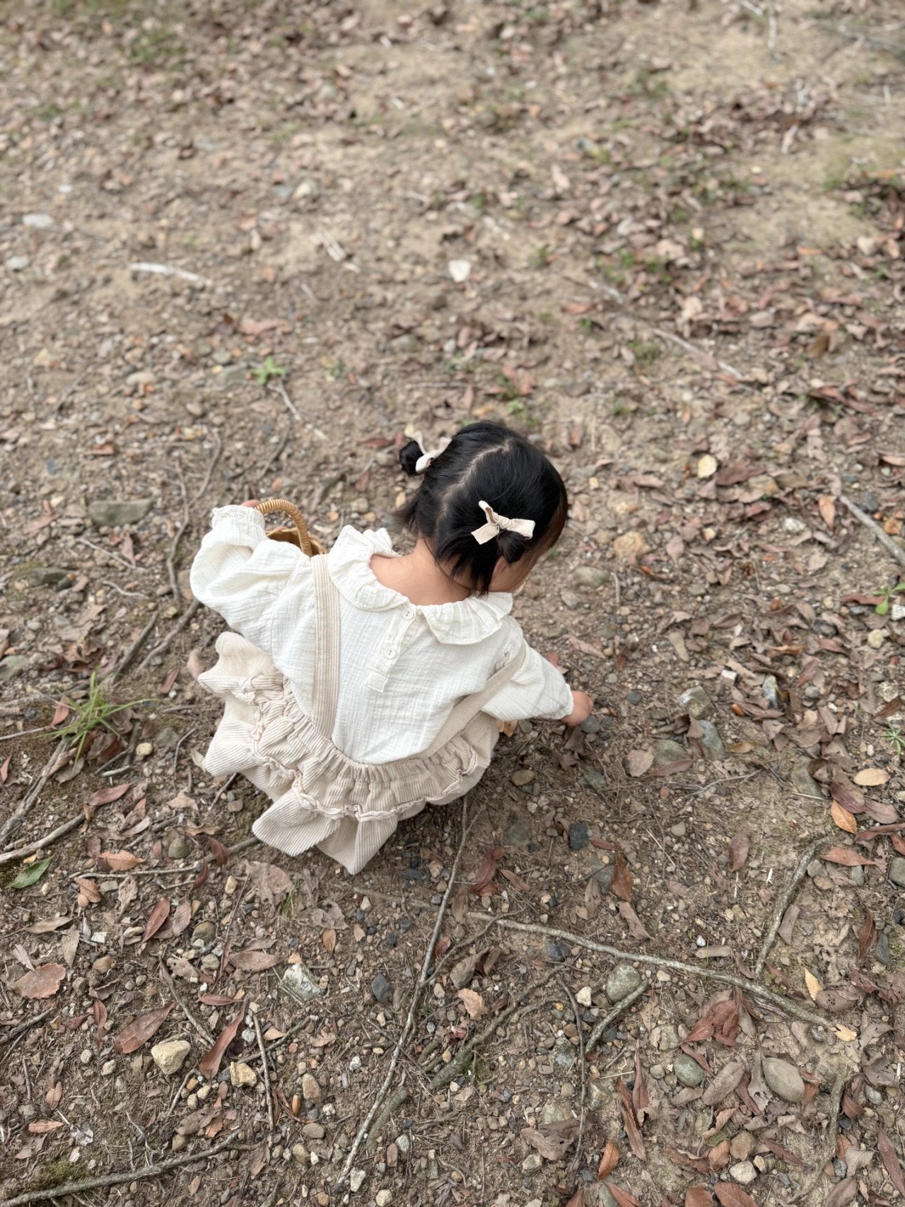 Nougat collar blouse