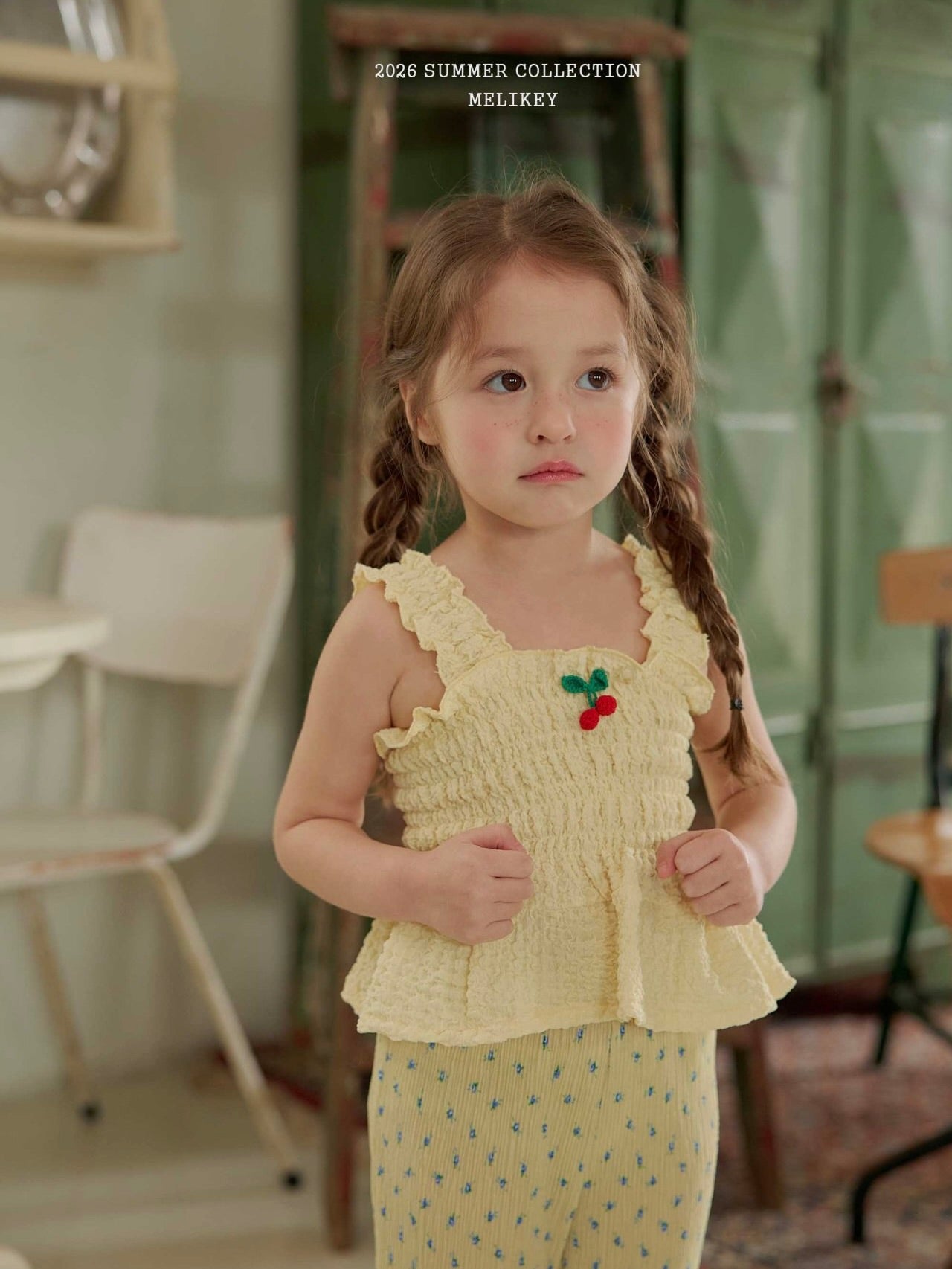 Cherry tucking blouse