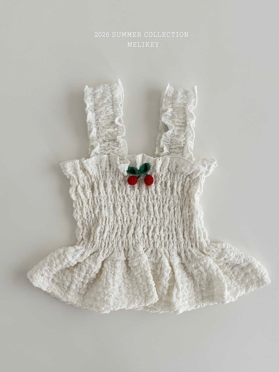 Cherry tucking blouse