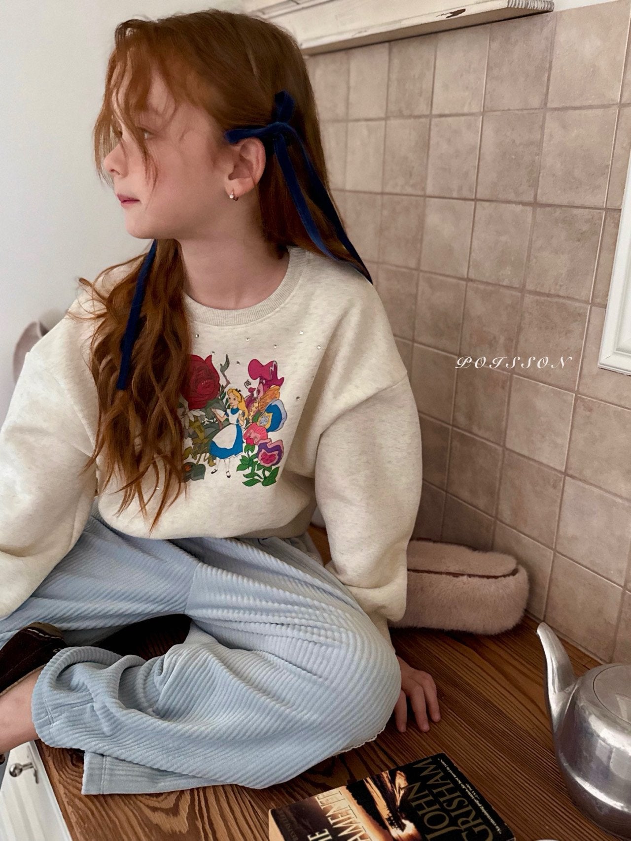 Flower Alice sweatshirt