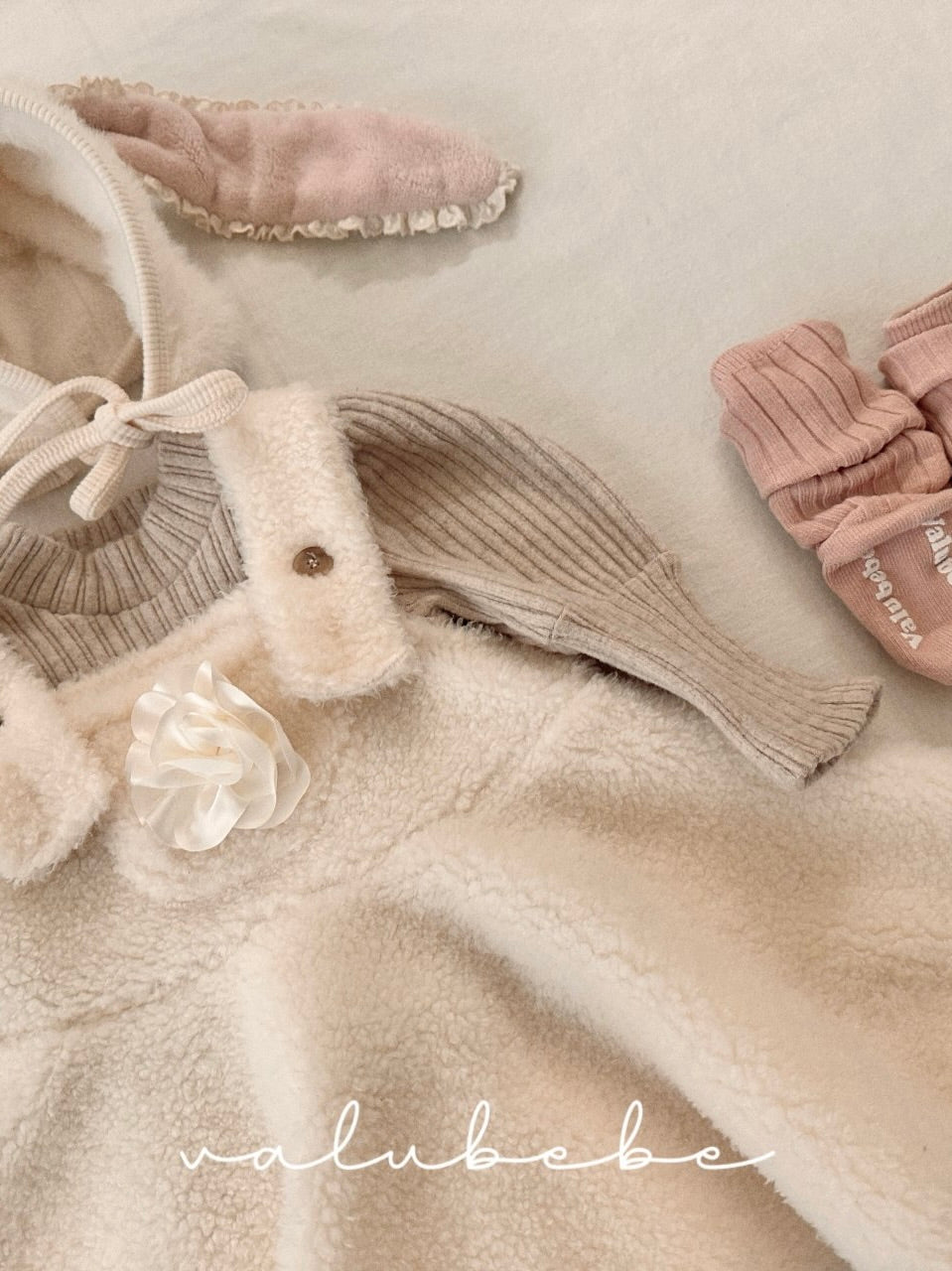 Elsa half neck puffy T (baby)