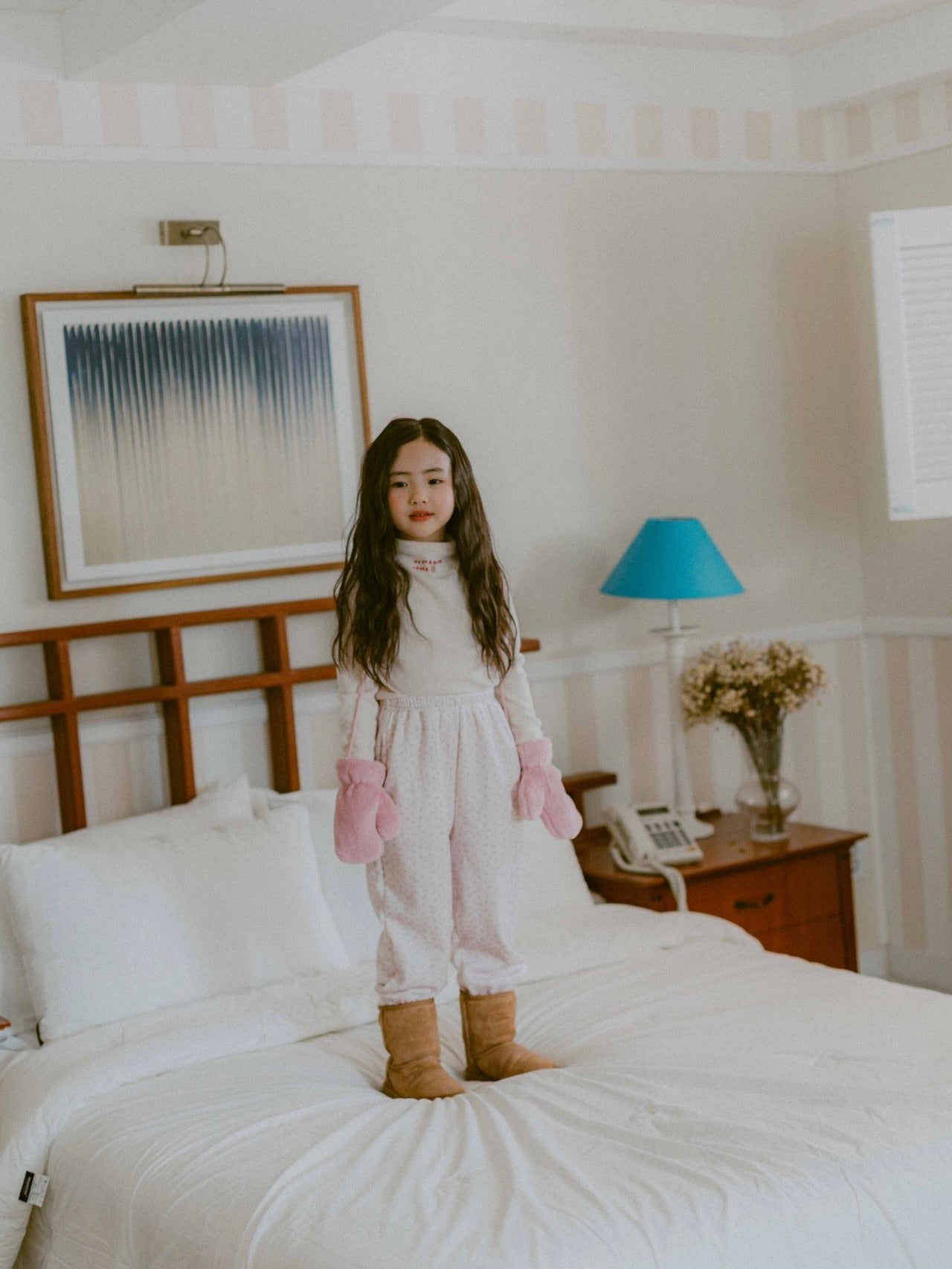 Winter fluffy gloves