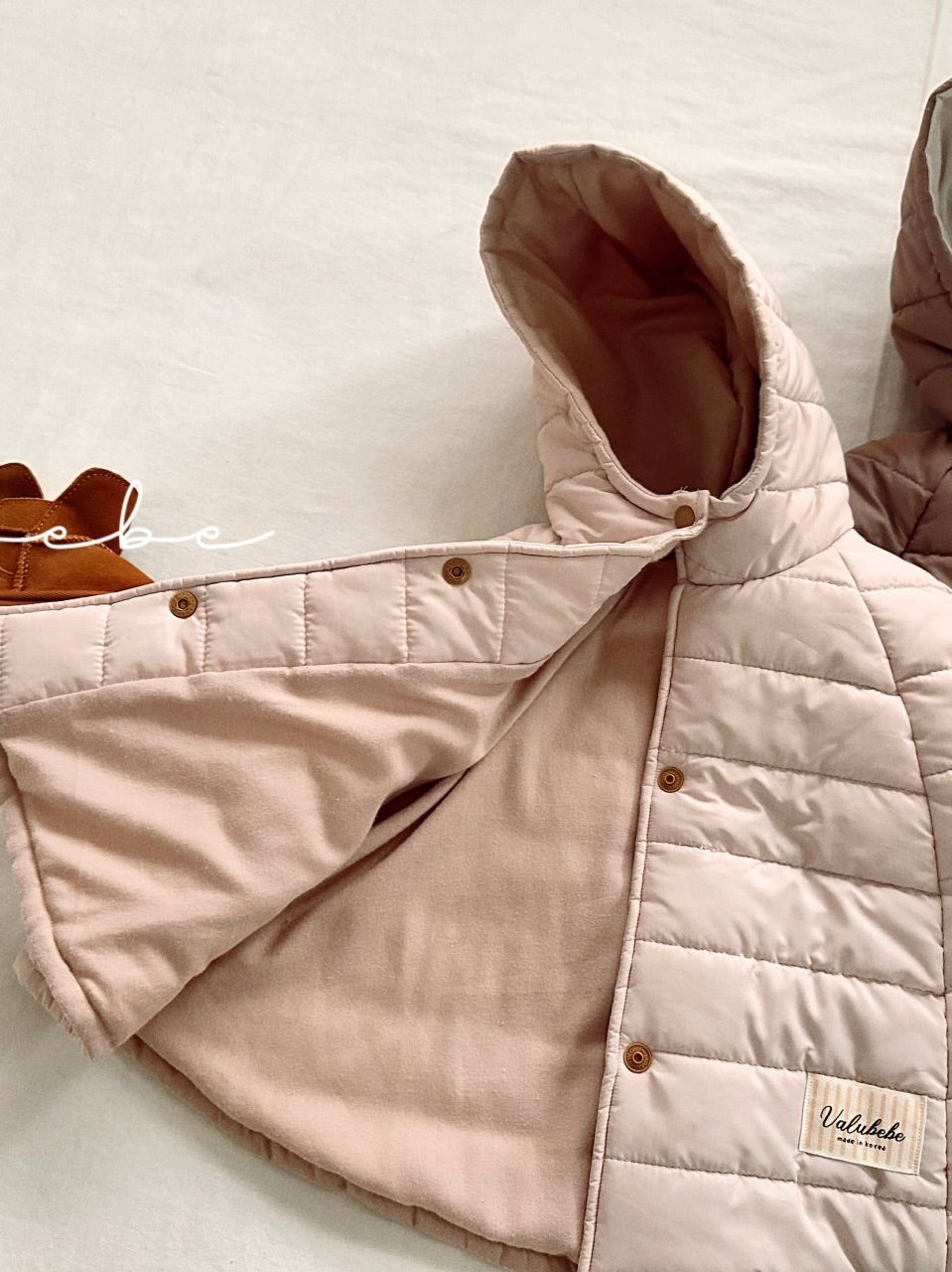 Padded hooded cape (baby)