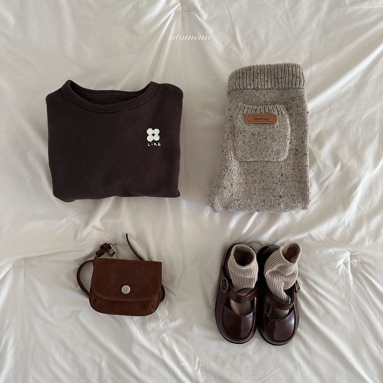 Wool knit pants