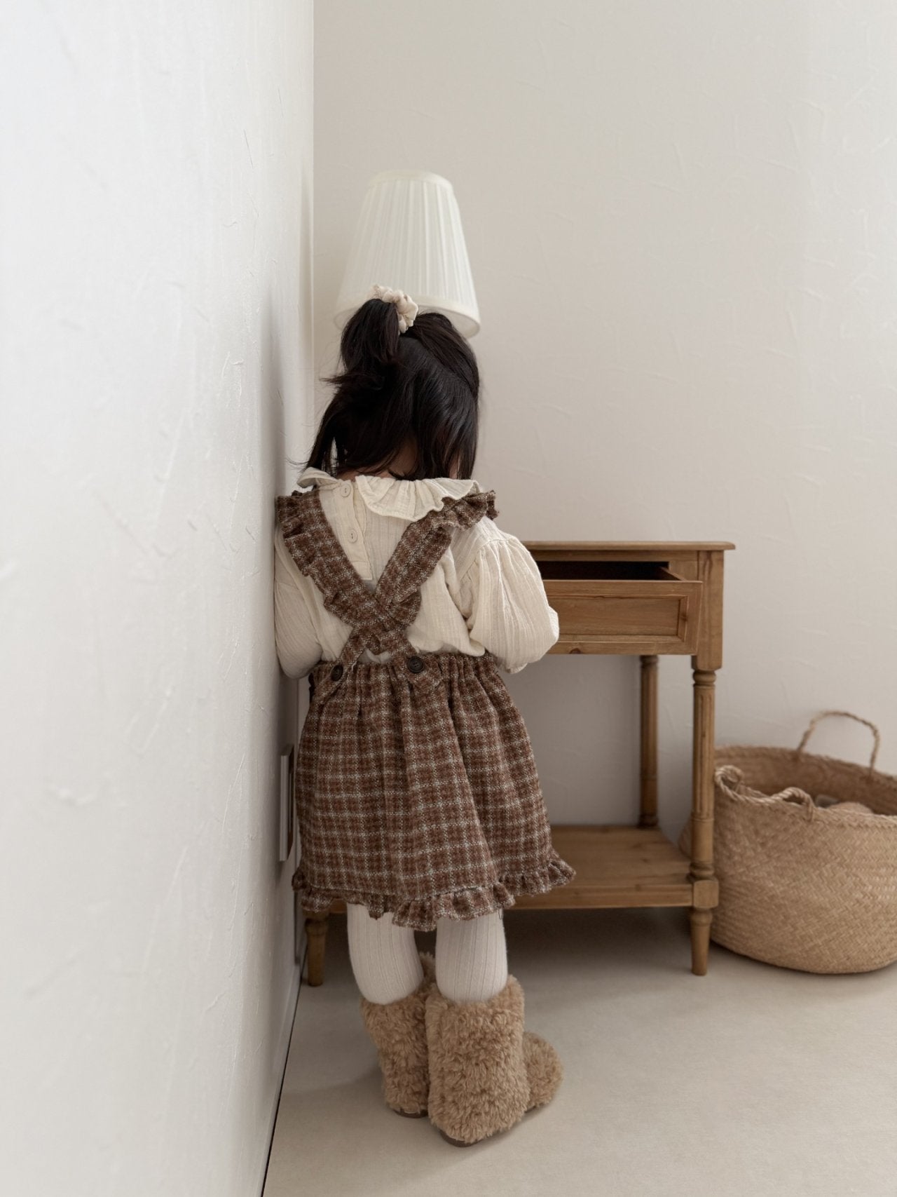 Nougat collar blouse