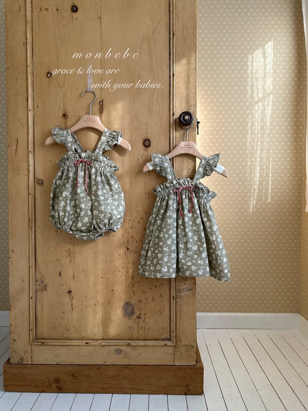 Flower frill rompers