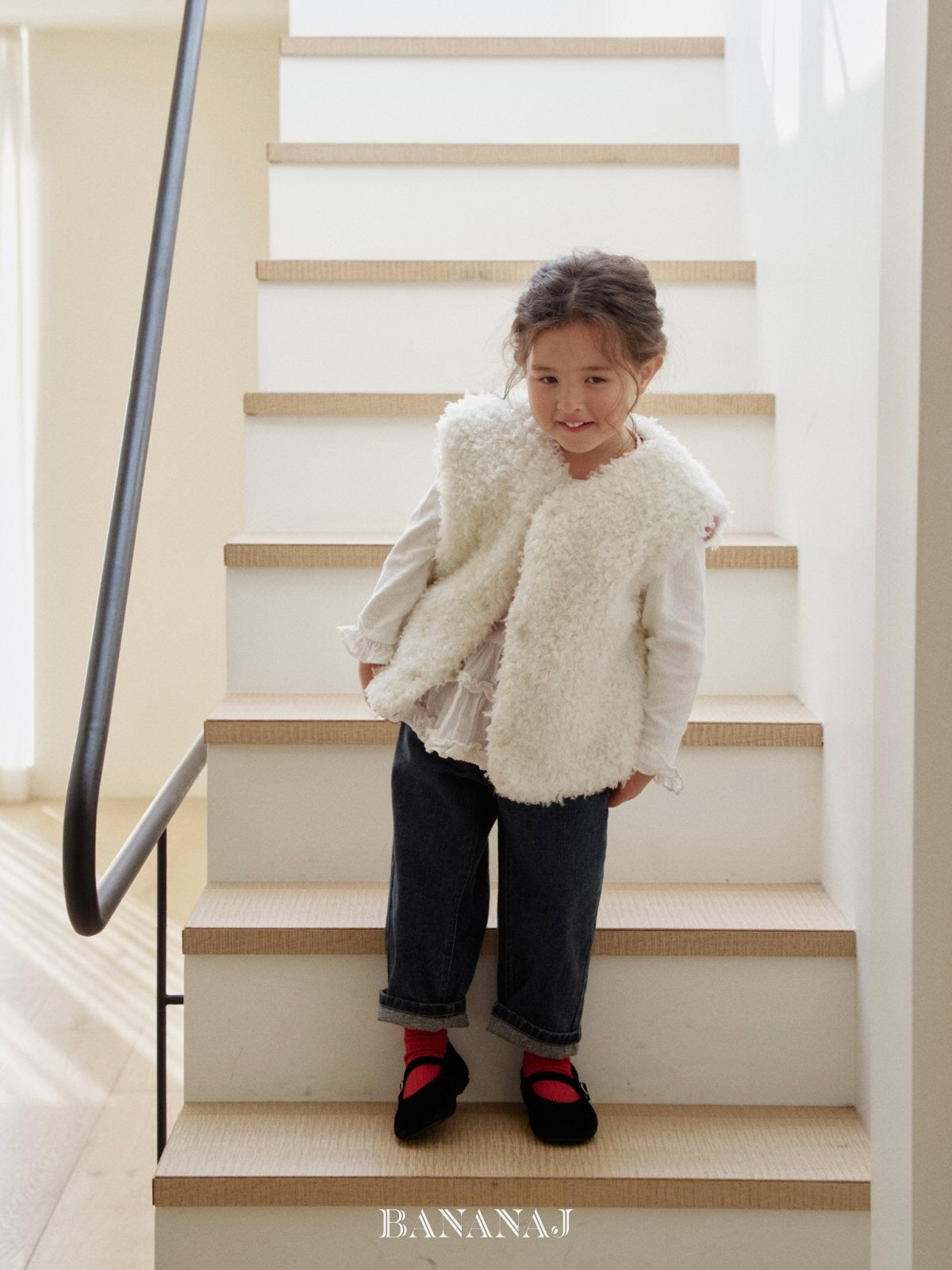 Soft reversible vest